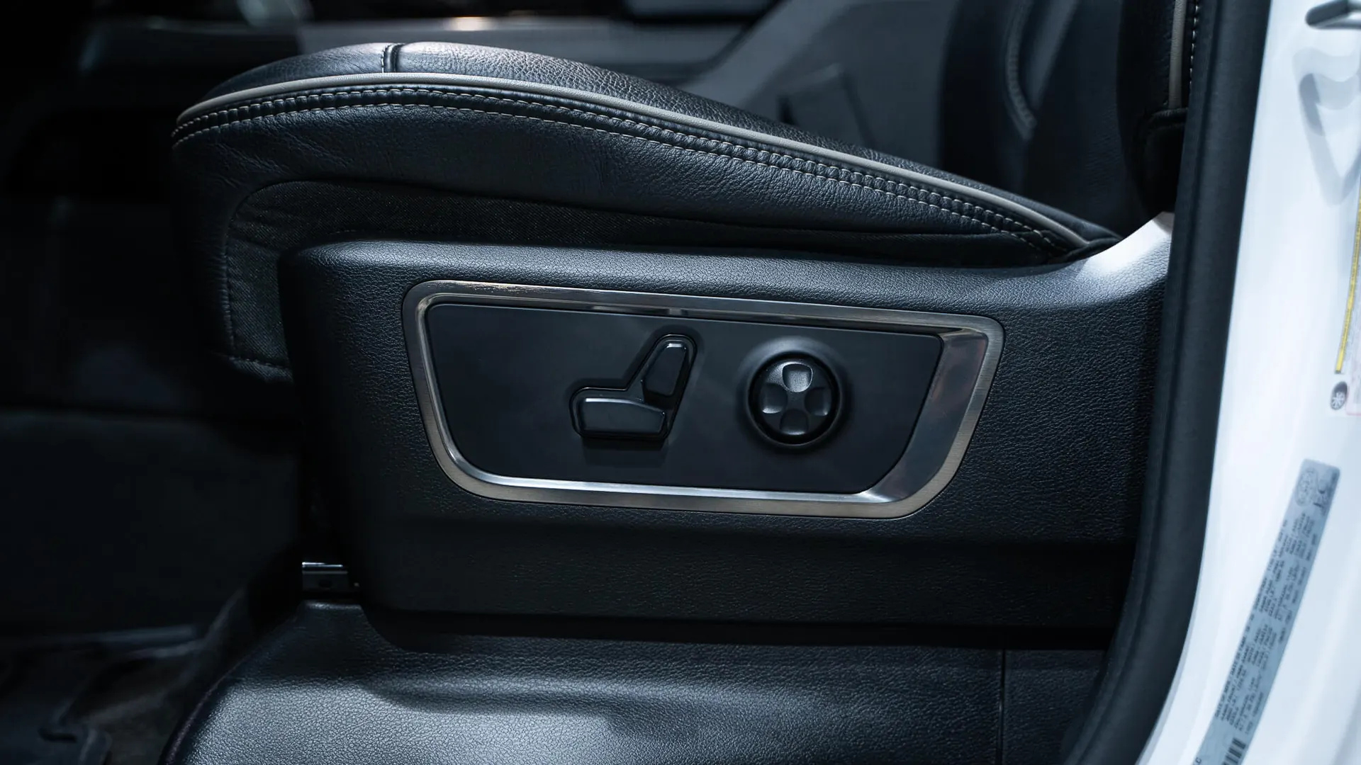 Dodge RAM — photo 44