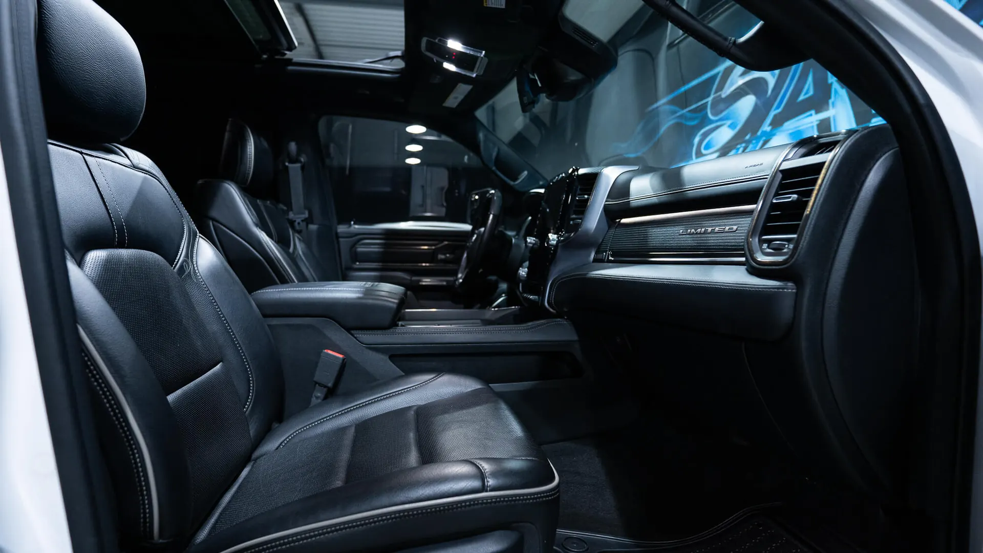 Dodge RAM — photo 10