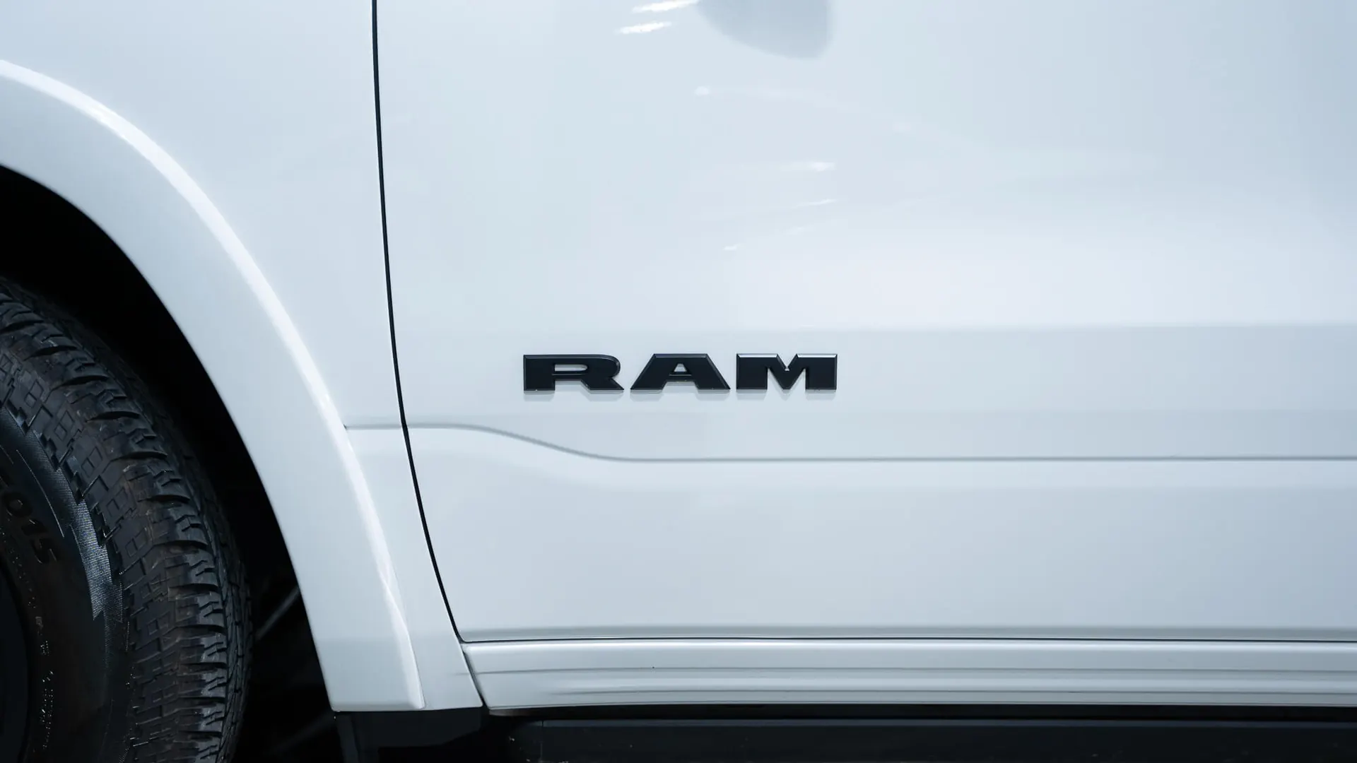 Dodge RAM — photo 21