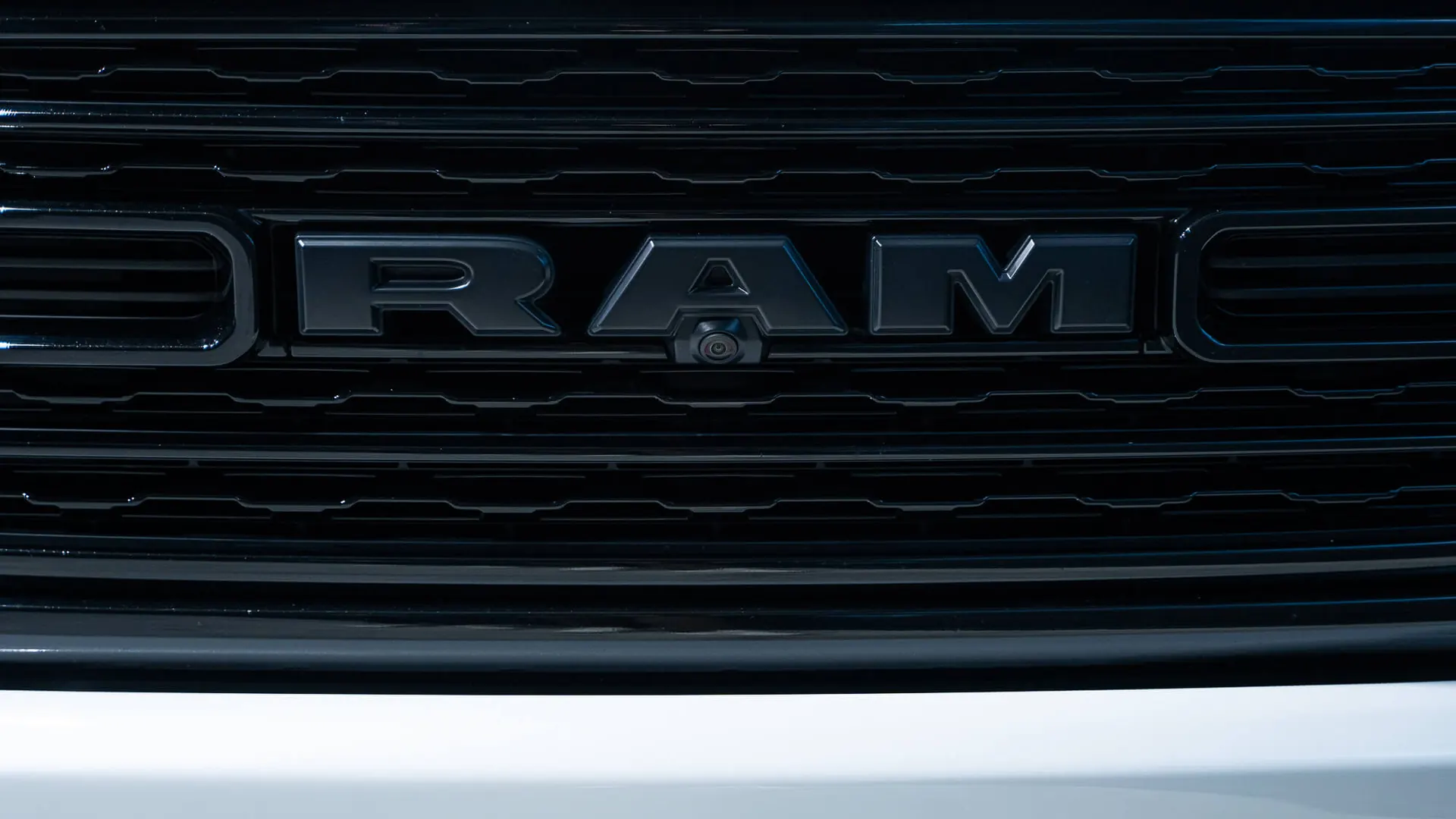 Dodge RAM — photo 18