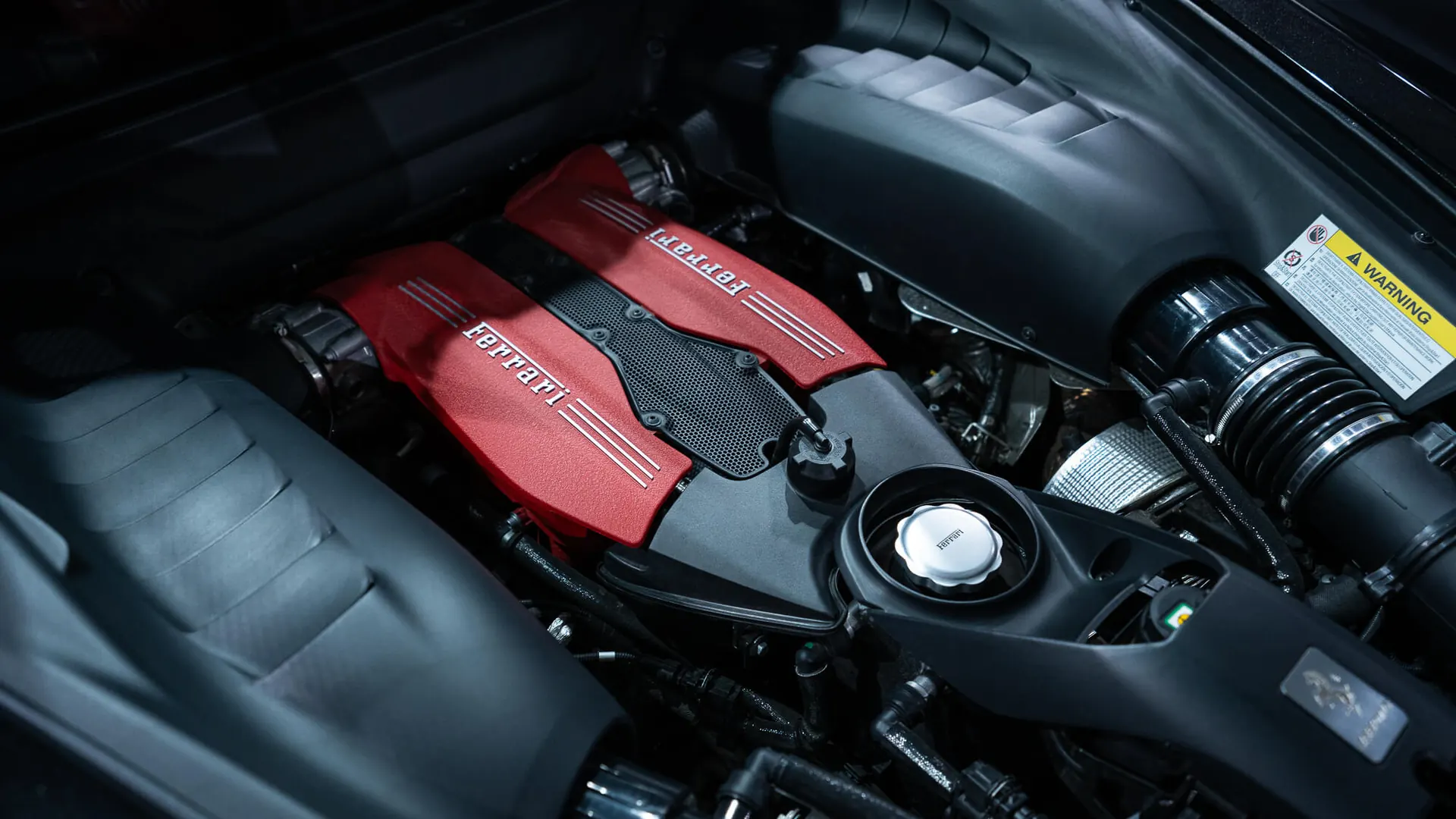 Ferrari 488 — photo 10