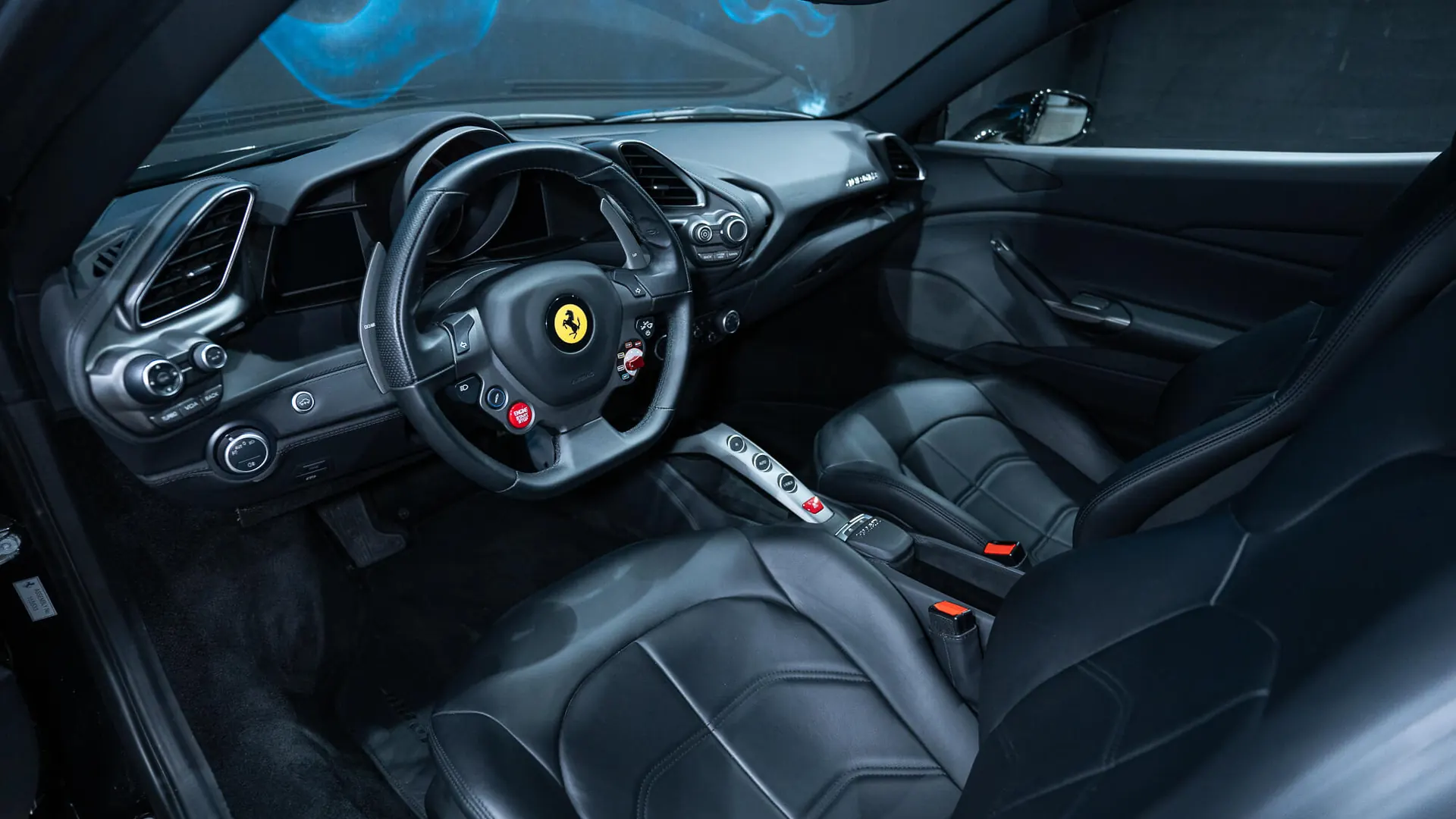 Ferrari 488 — photo 8