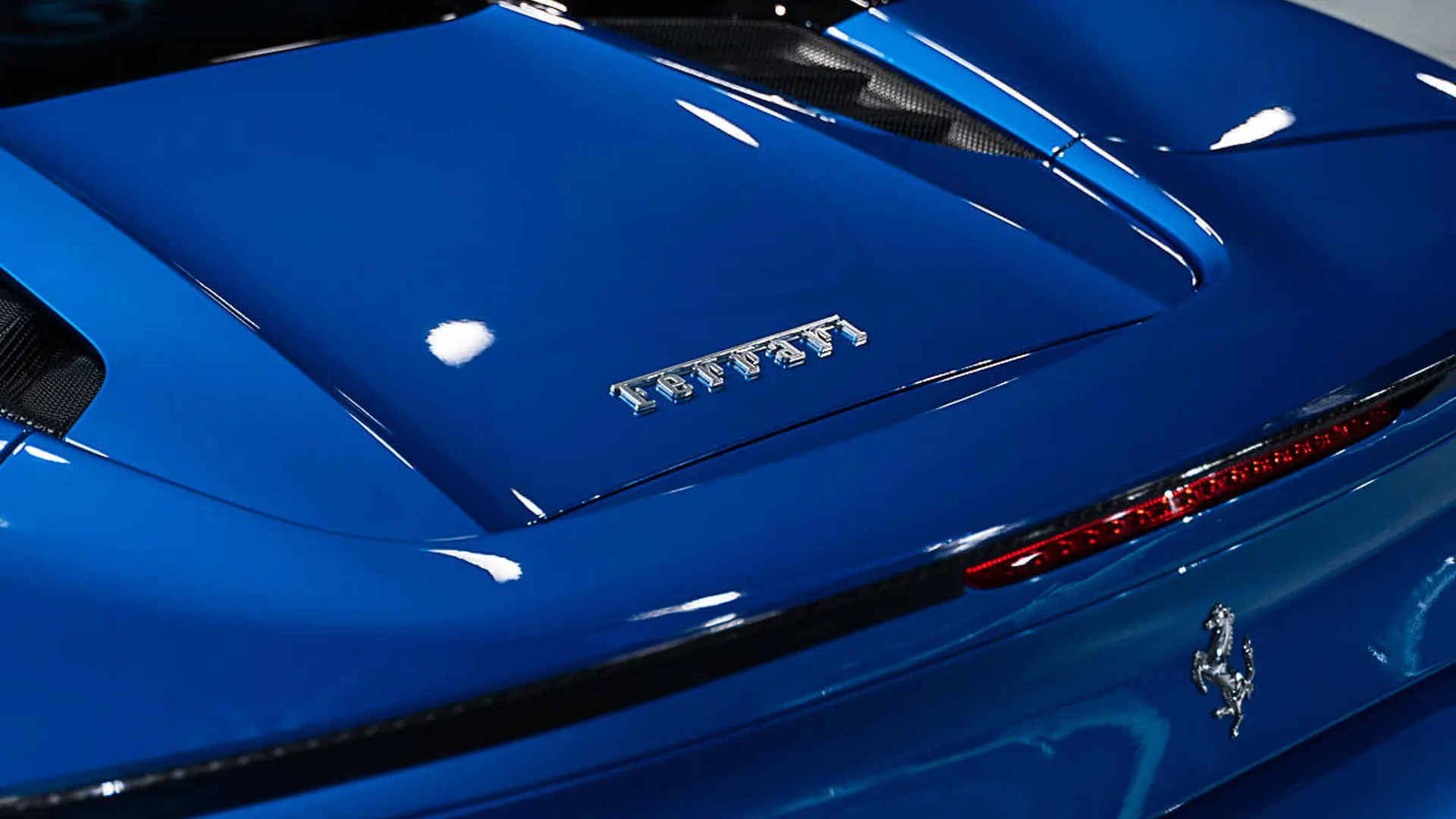 Ferrari 488 — photo 38