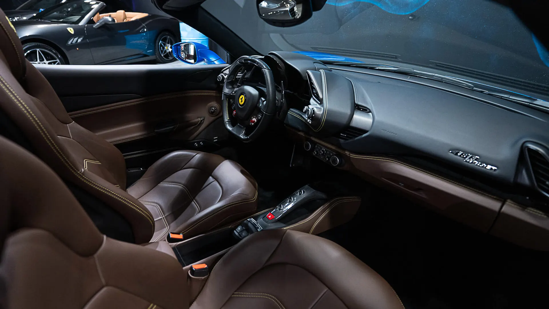 Ferrari 488 — photo 11