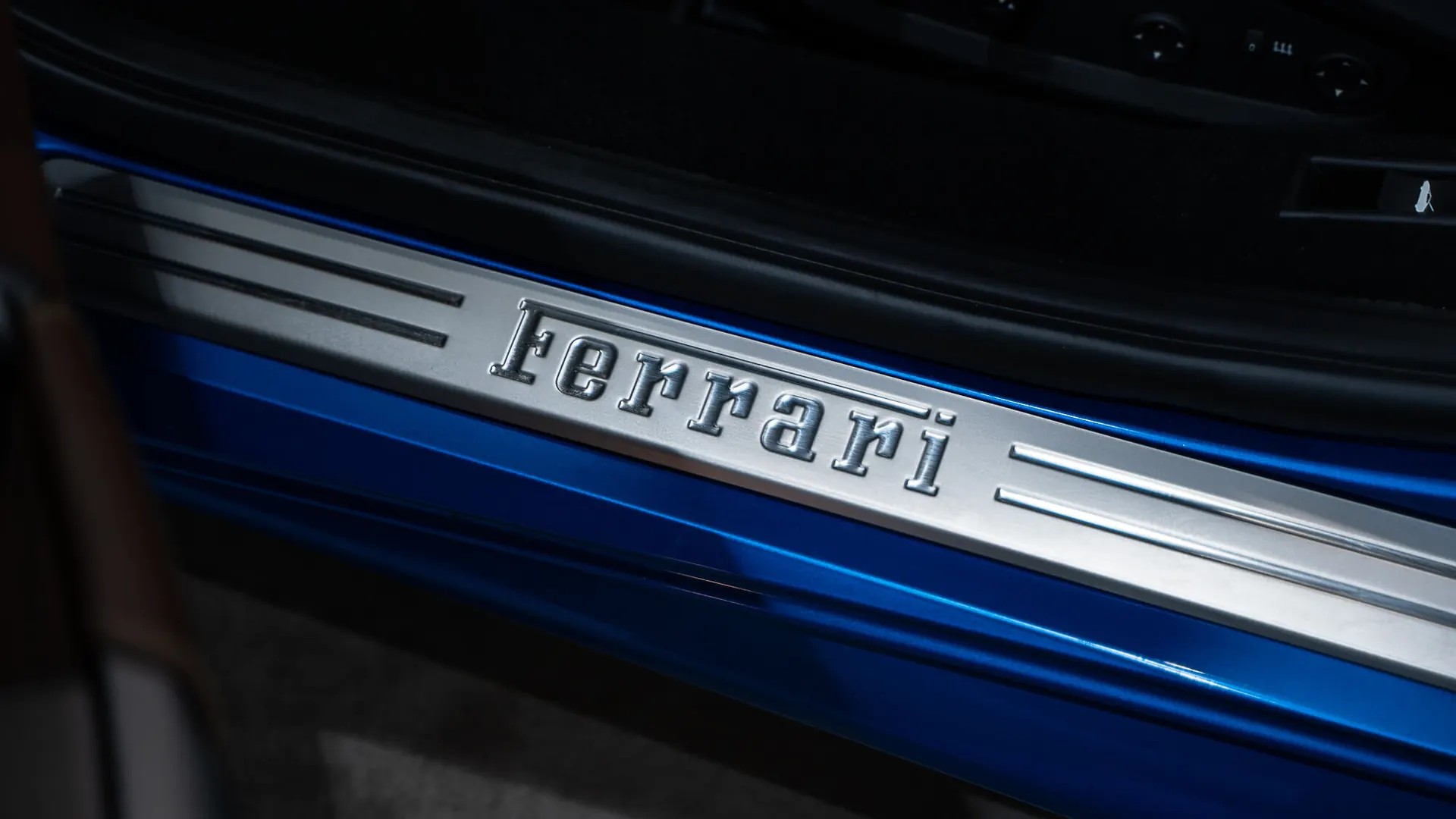 Ferrari 488 — photo 16