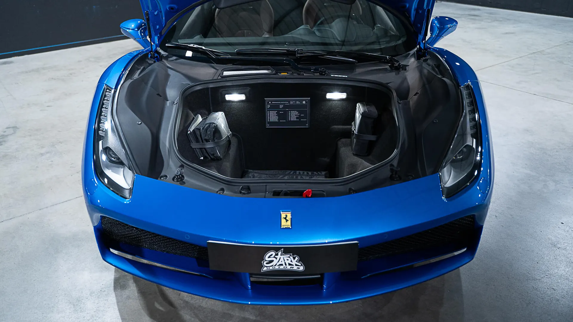Ferrari 488 — photo 27