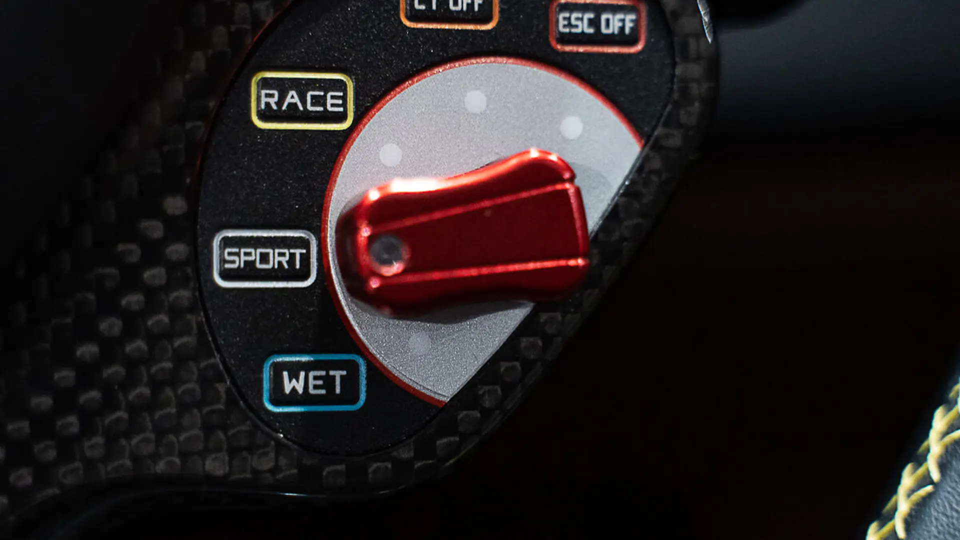 Ferrari 488 — photo 29