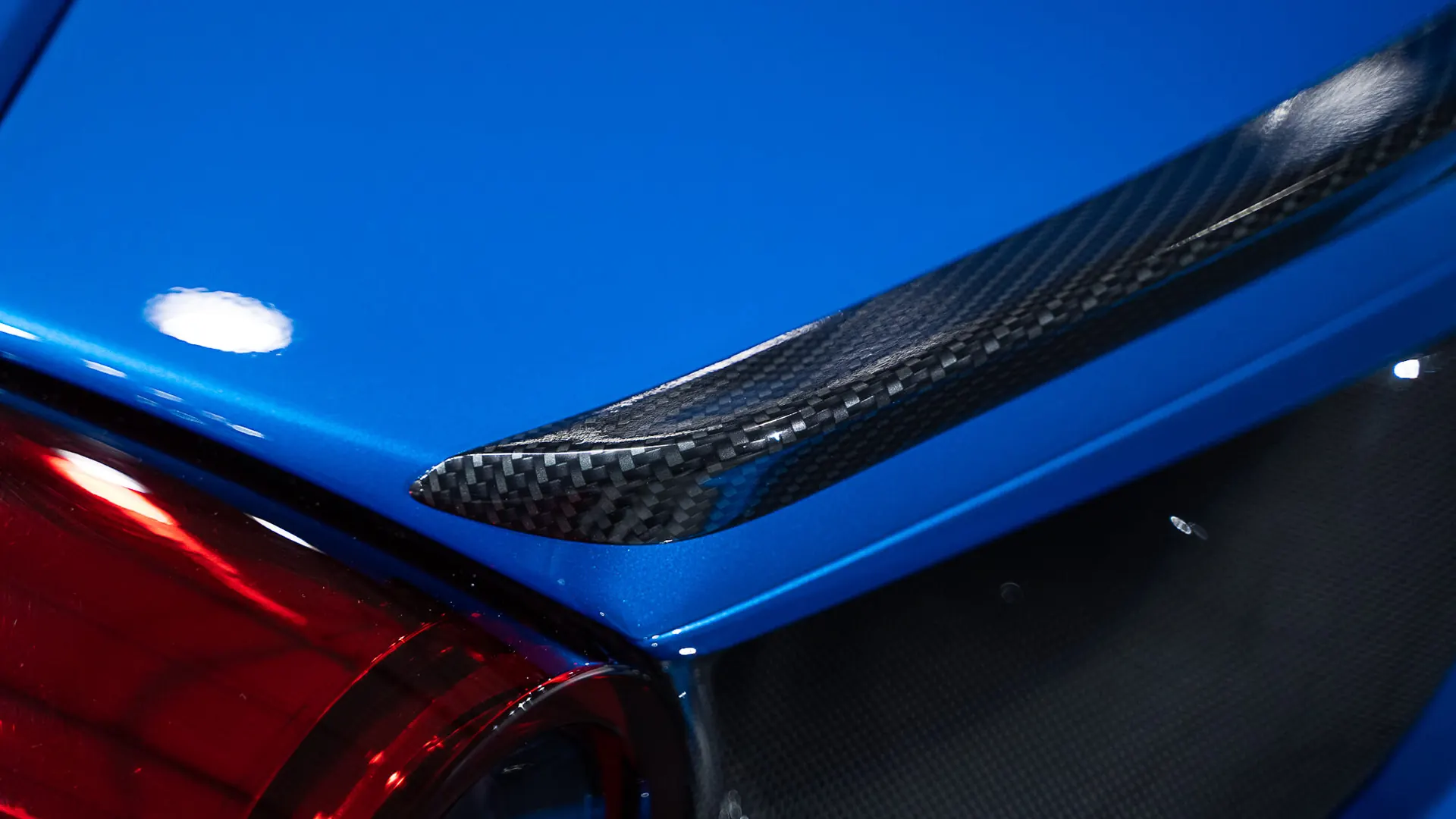 Ferrari 488 — photo 23