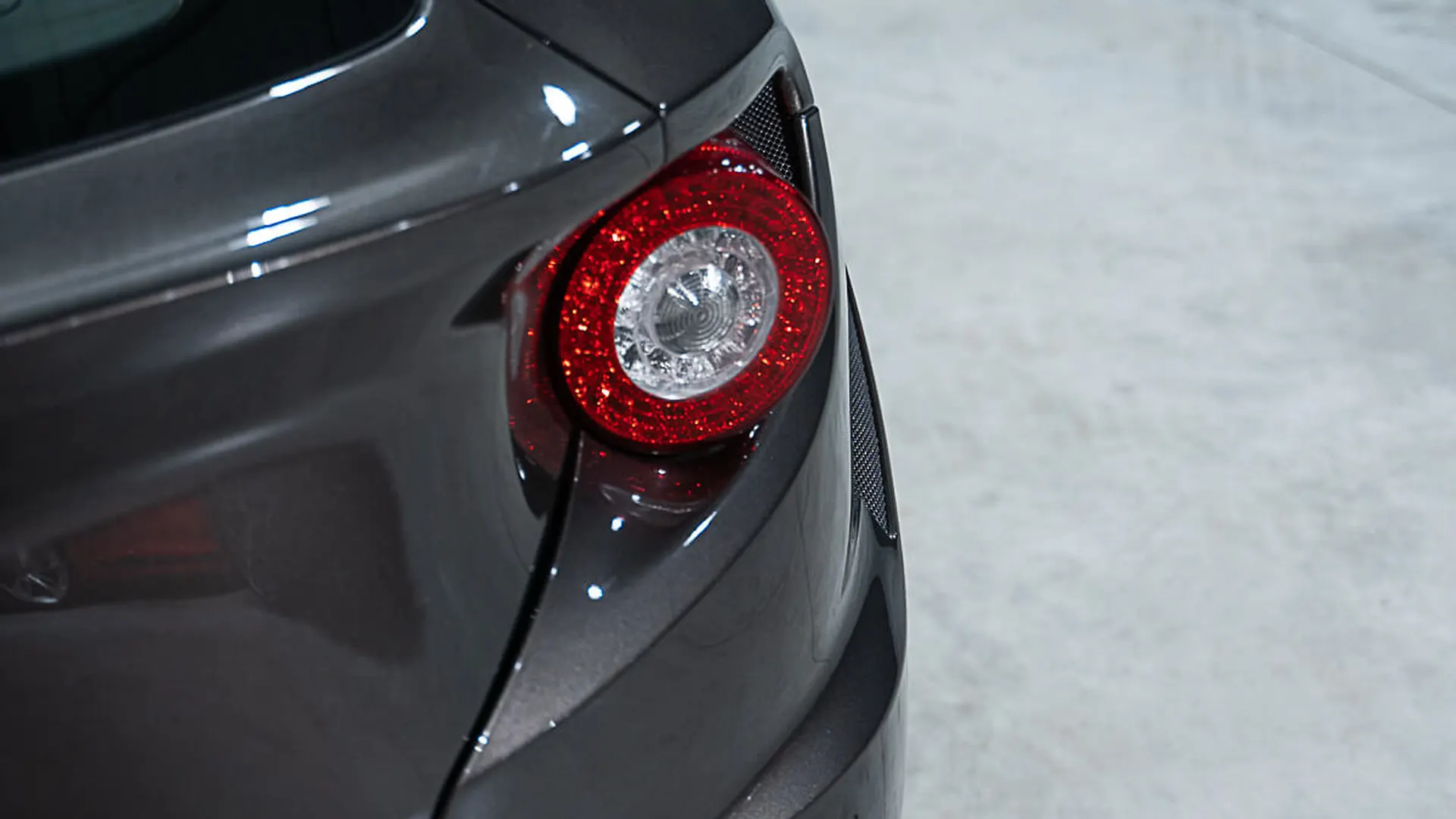 Ferrari FF — photo 43