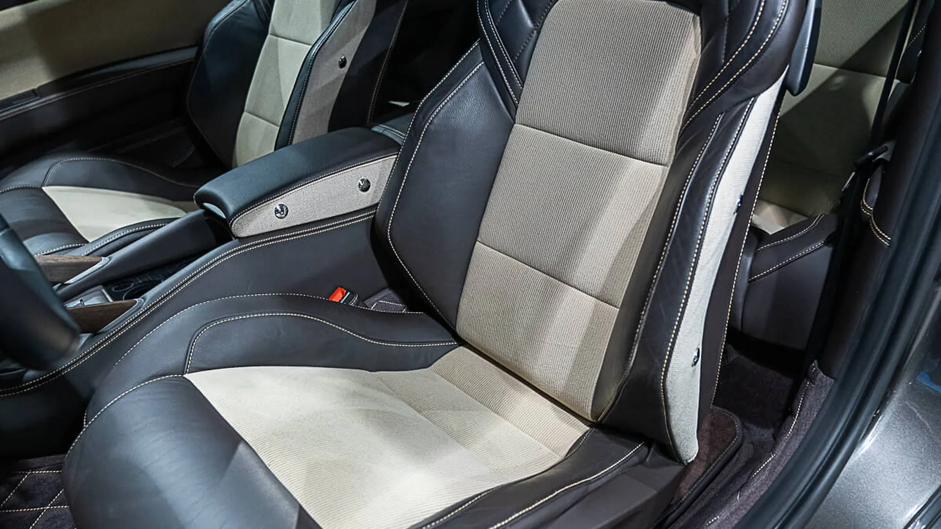 Ferrari FF — photo 44