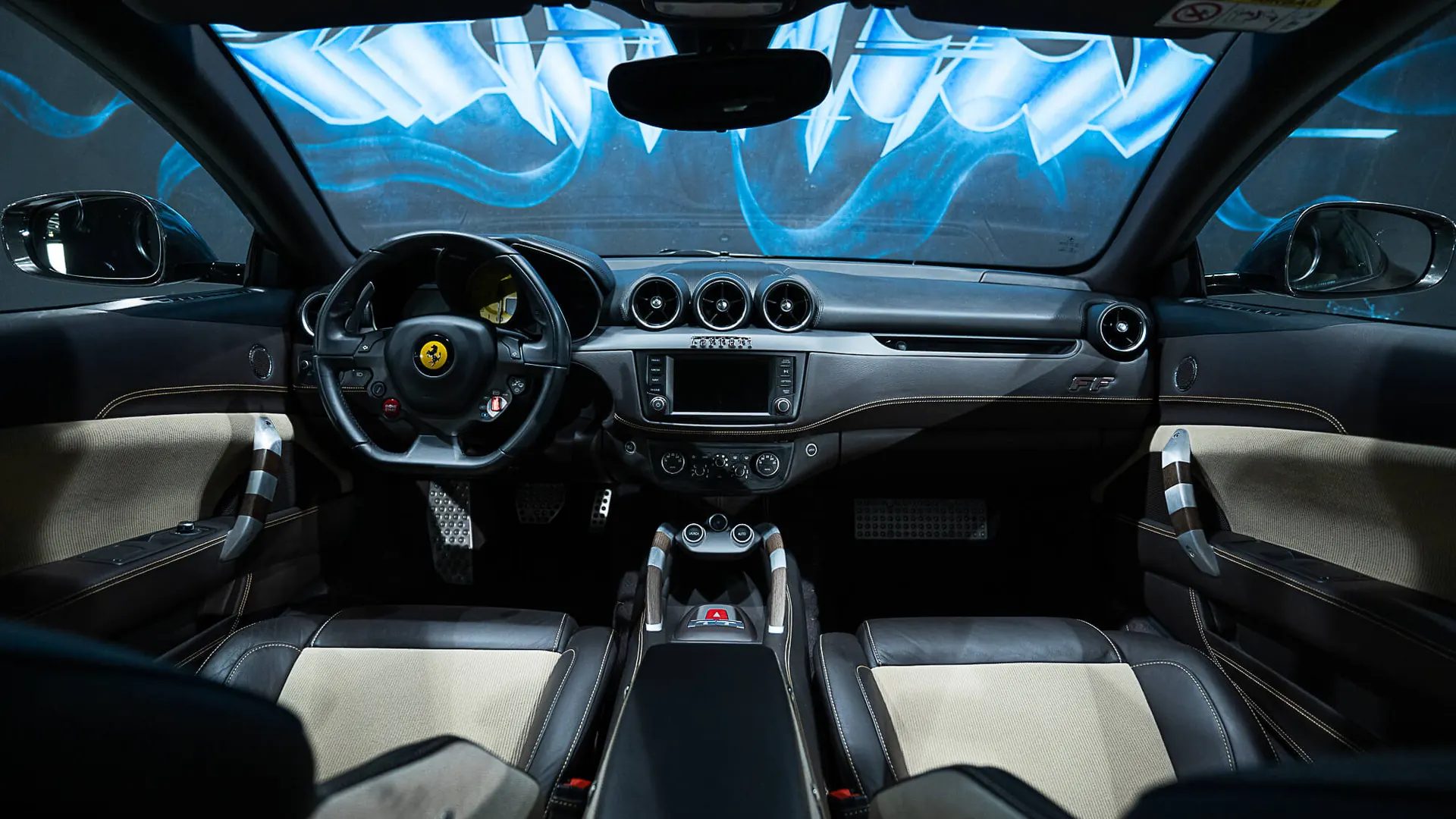 Ferrari FF — photo 6