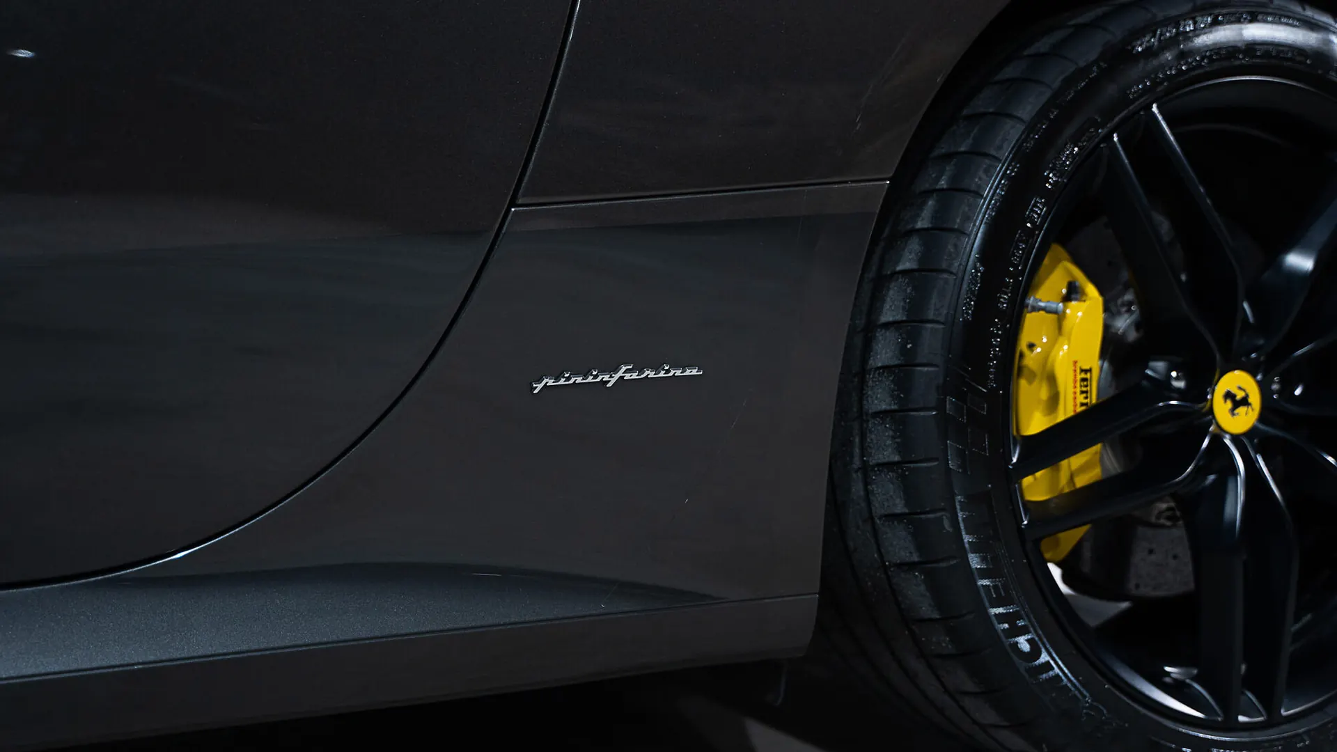 Ferrari FF — photo 34