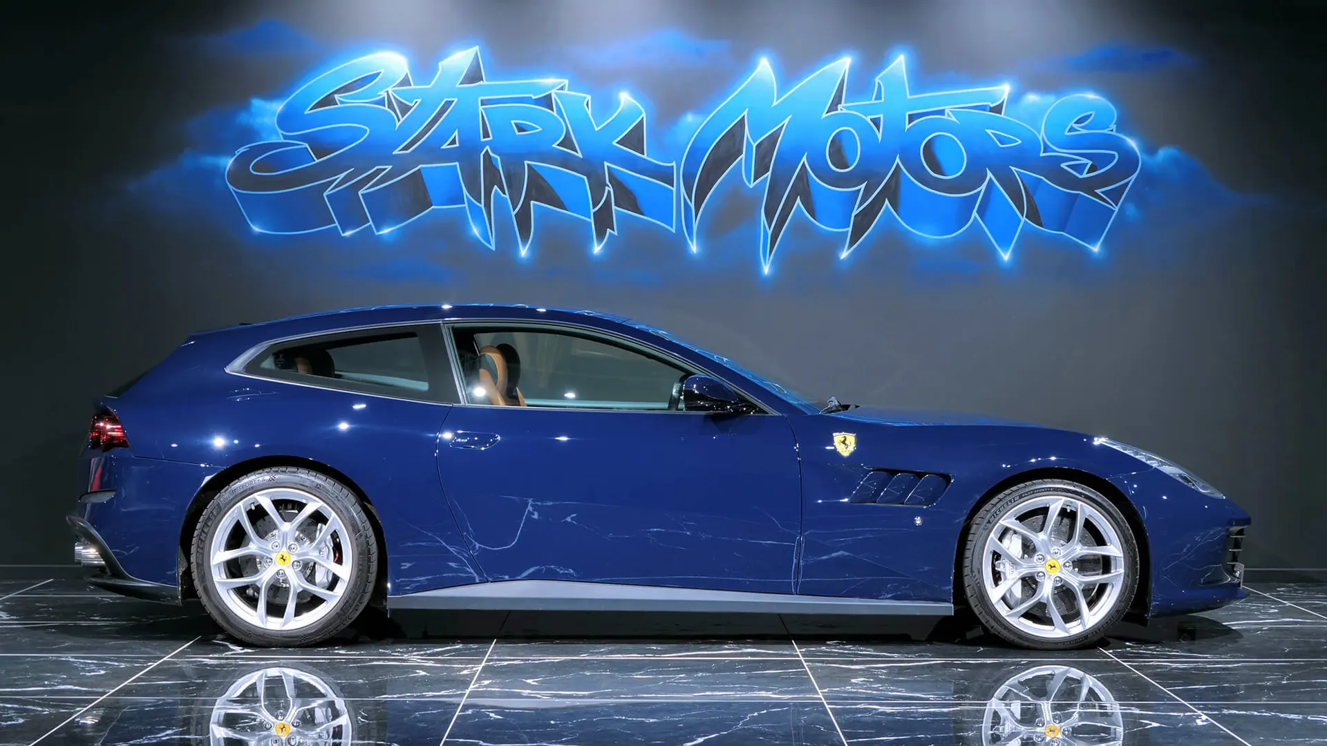 Ferrari GTC4Lusso — photo 3