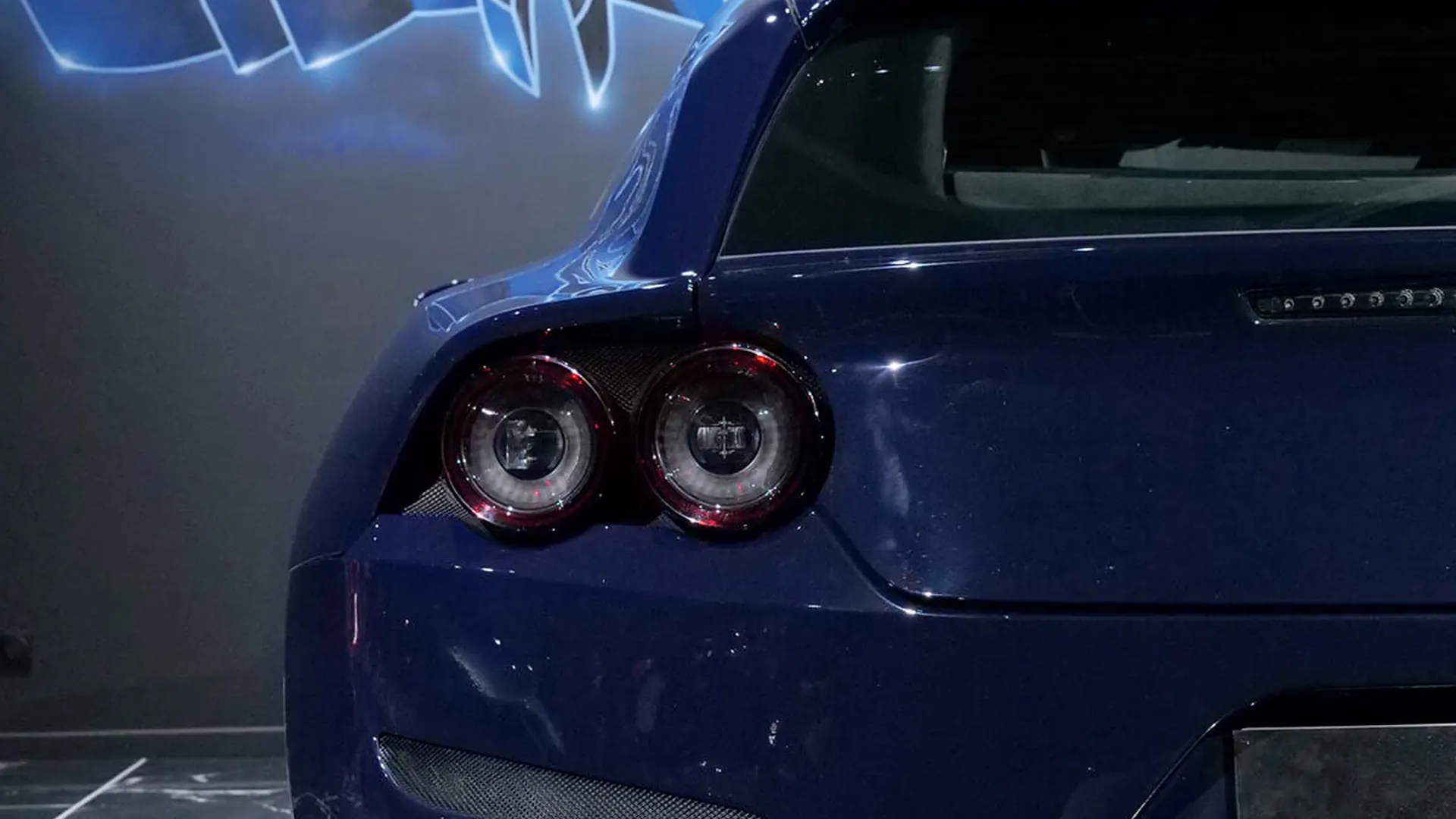 Ferrari GTC4Lusso — photo 19
