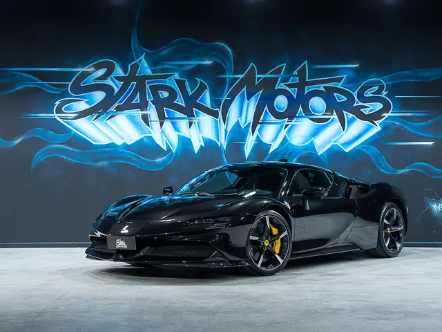 Ferrari SF90