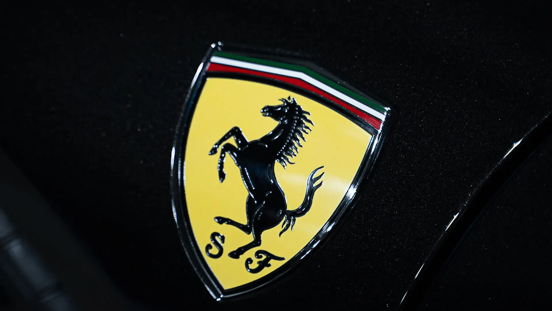 Ferrari SF90 — photo 49