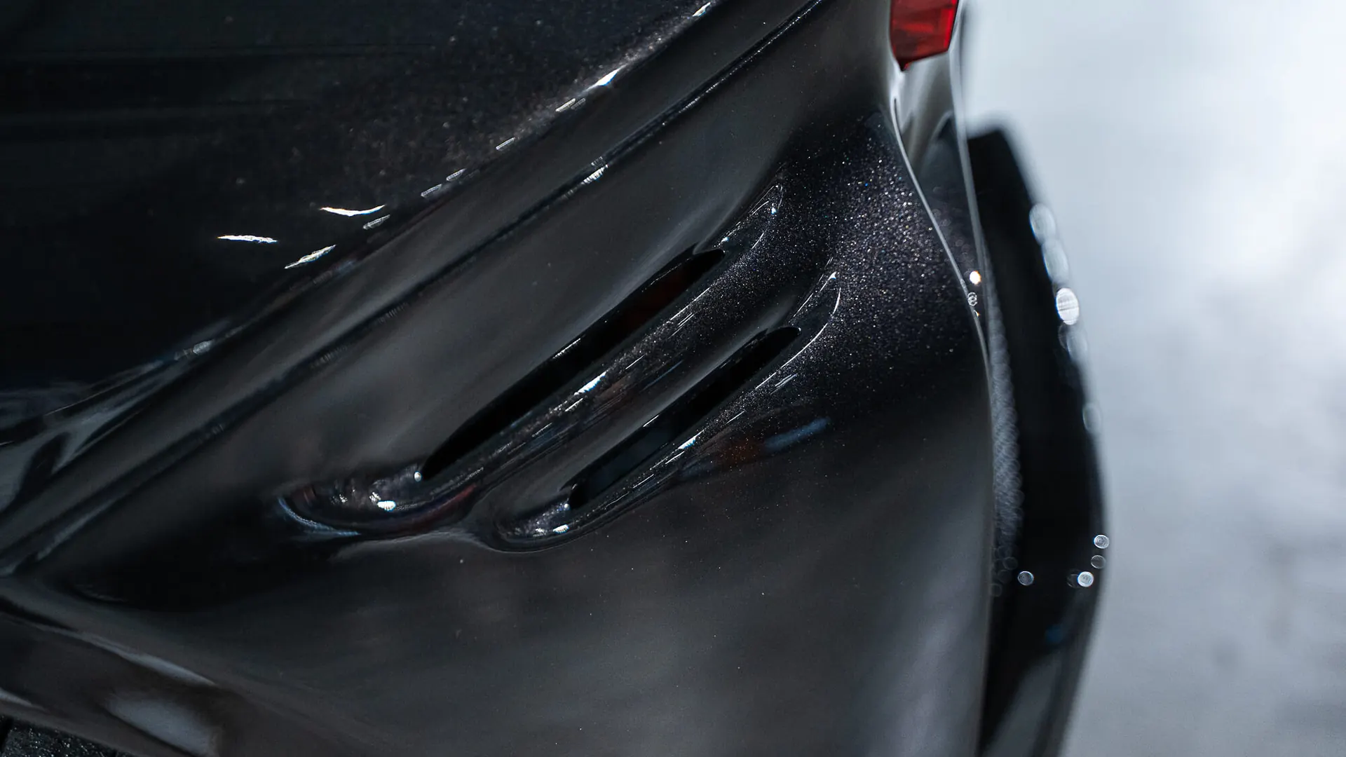 Ferrari SF90 — photo 14