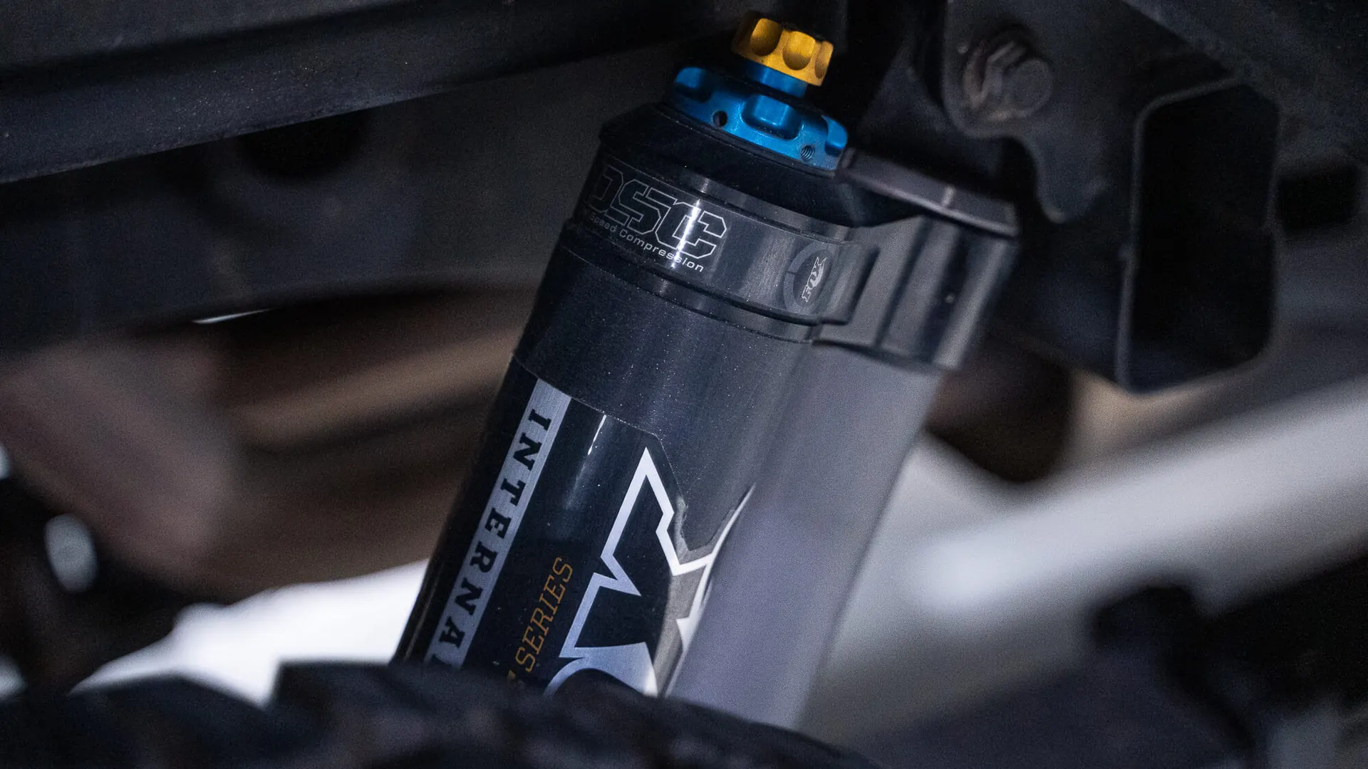Ford F150 — photo 38
