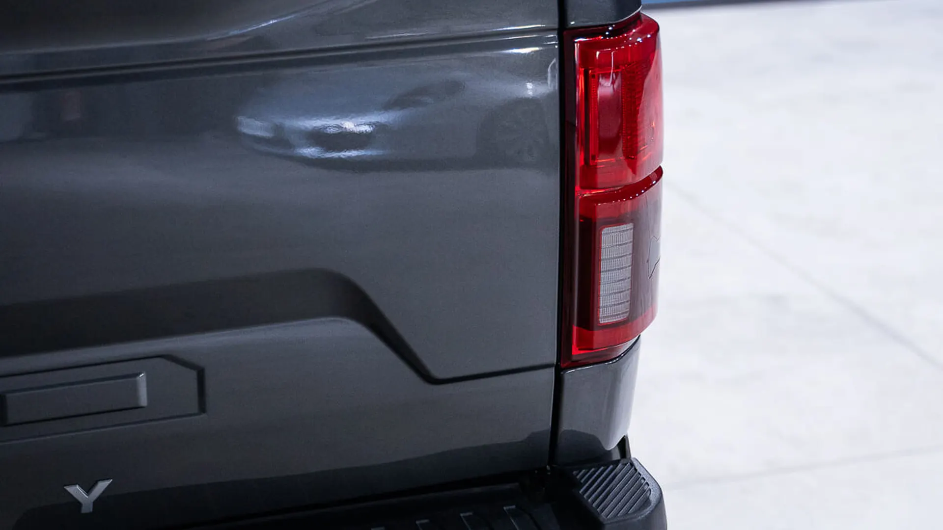 Ford F150 — photo 49
