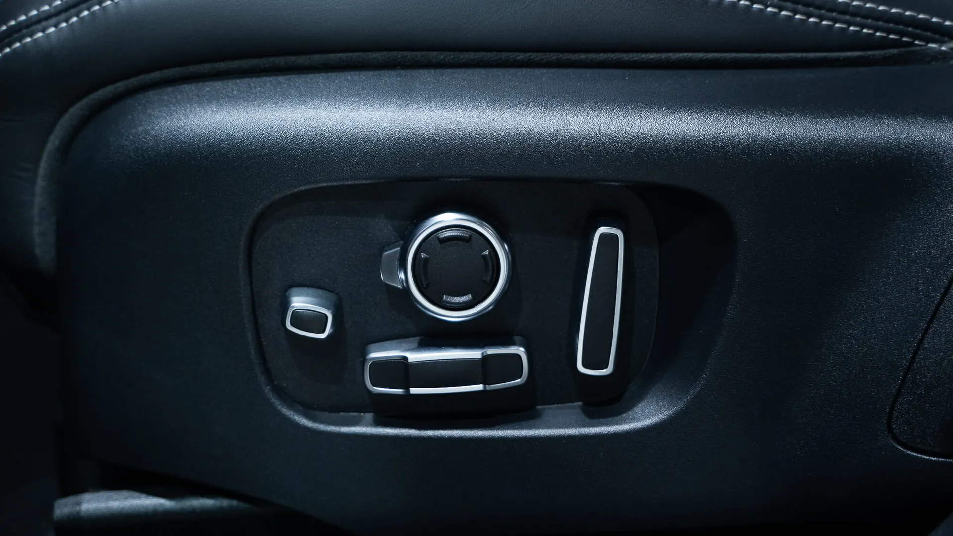 Land ROVER — photo 21