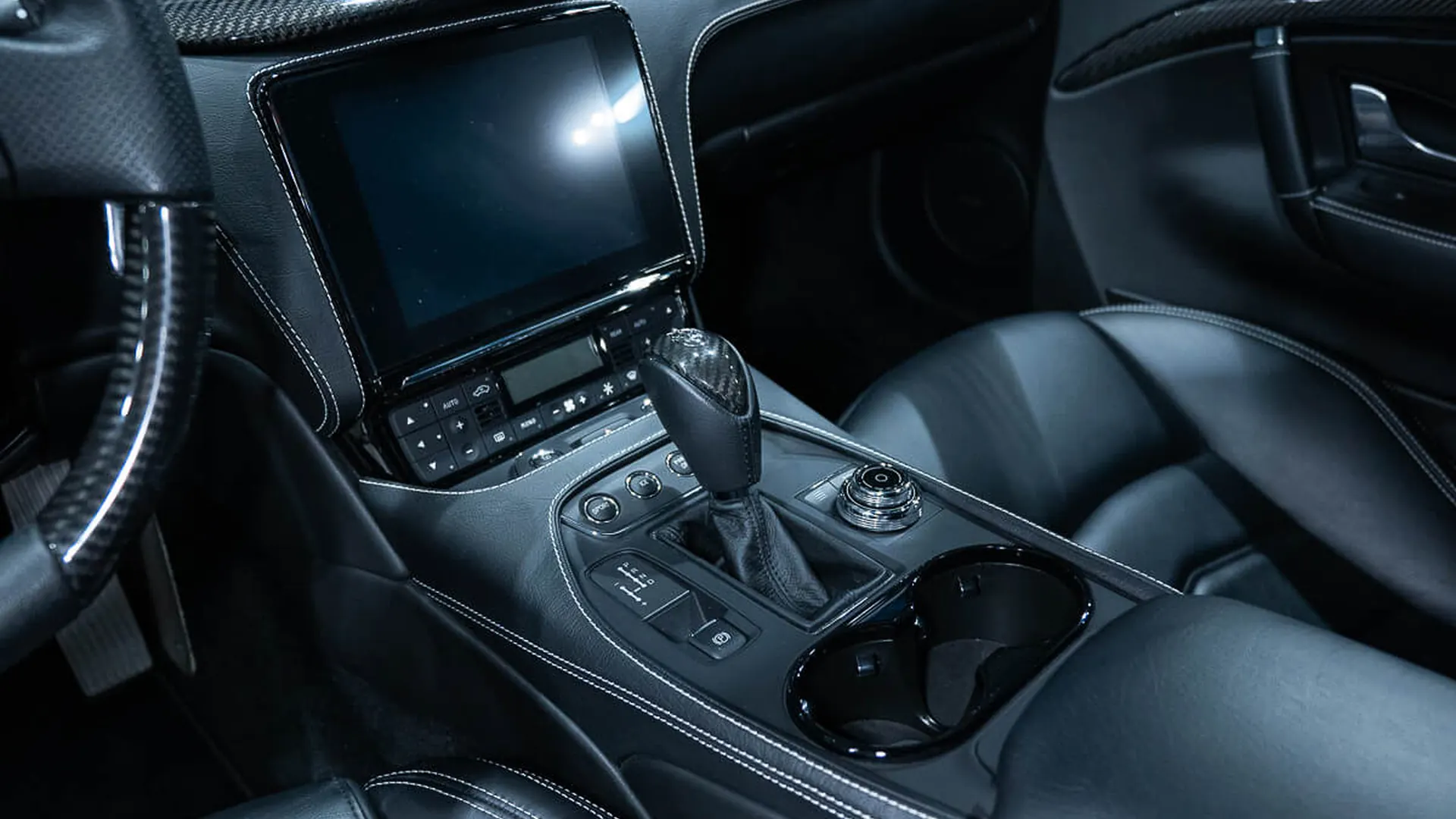 Maserati GRANTURISMO — photo 30