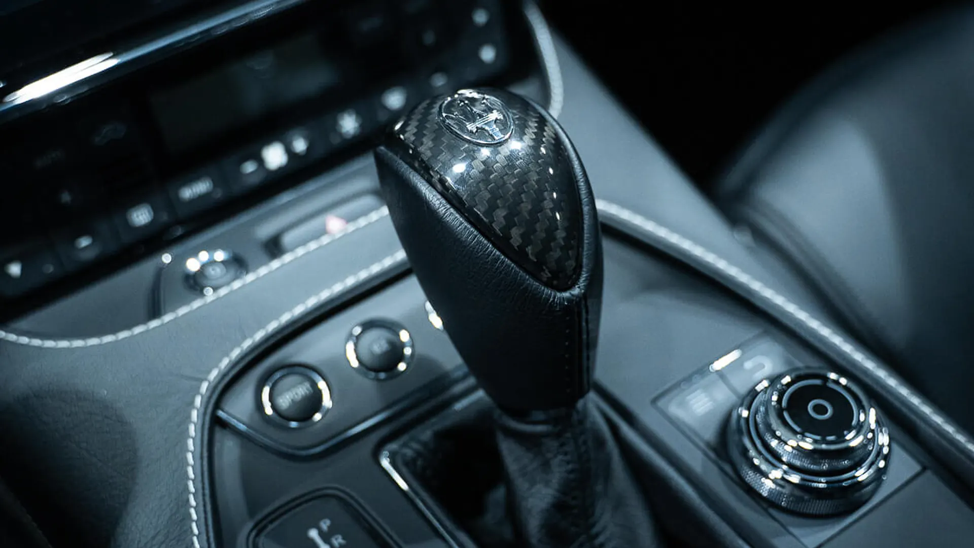 Maserati GRANTURISMO — photo 38