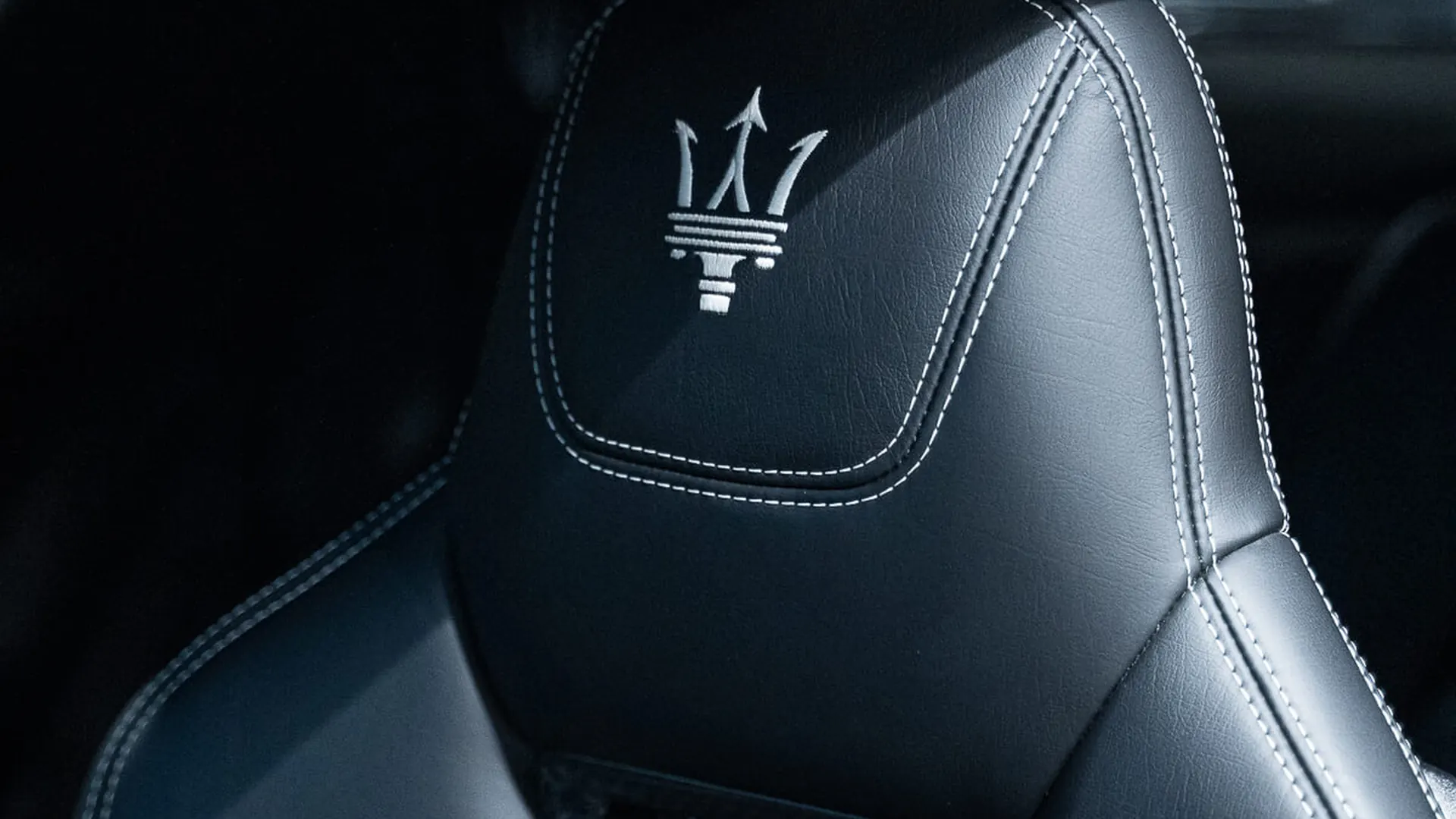 Maserati GRANTURISMO — photo 36