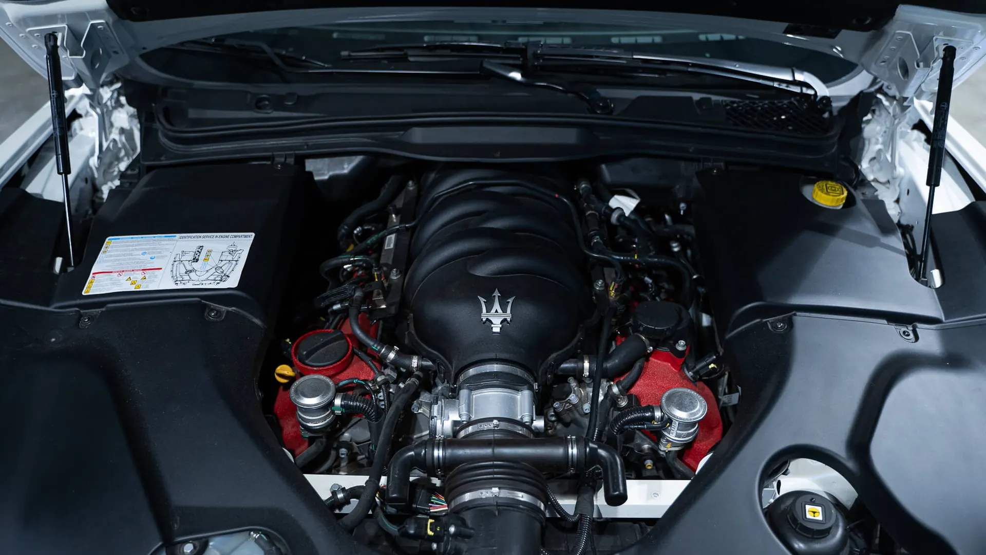 Maserati GRANTURISMO — photo 29