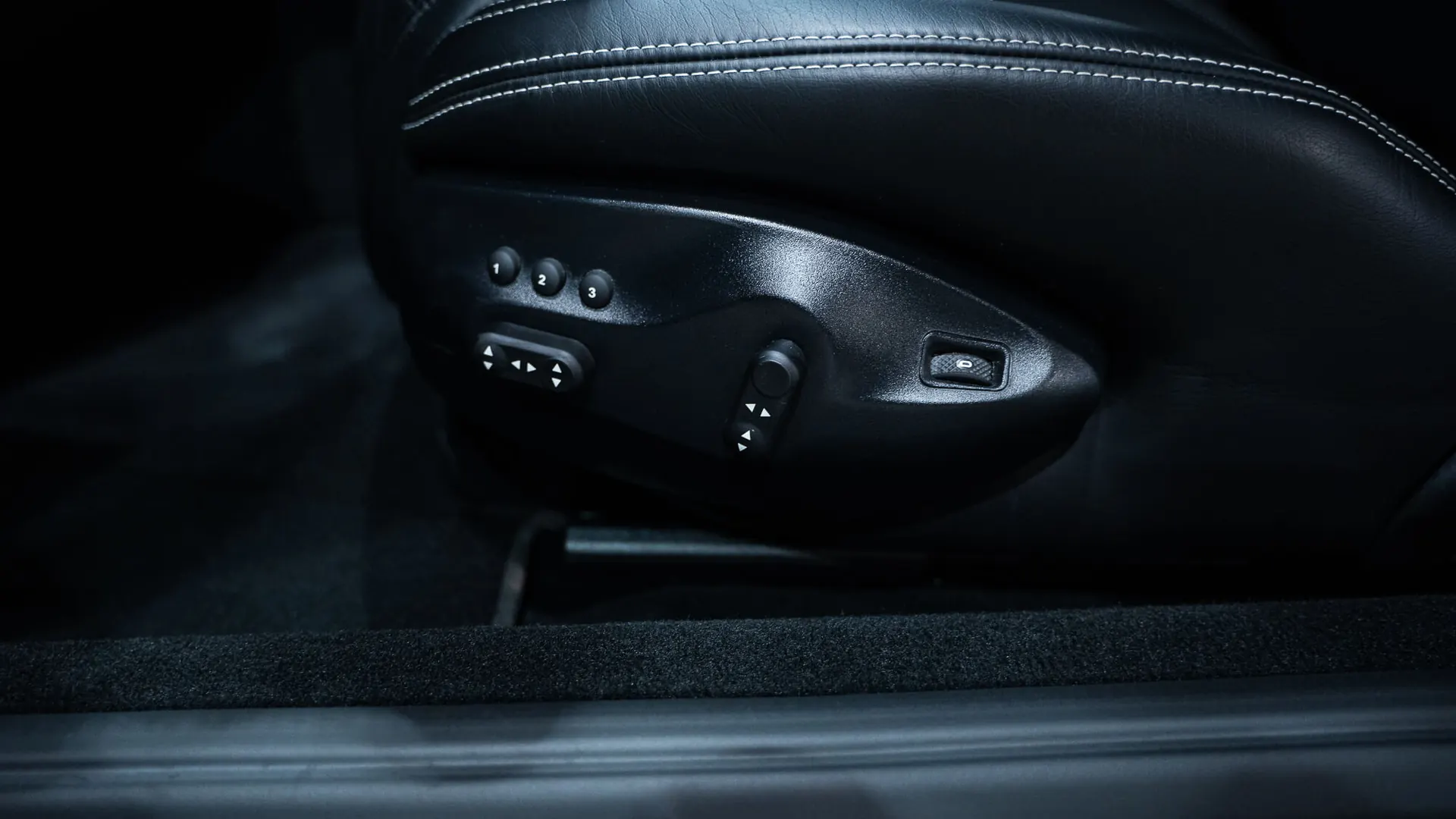 Maserati GRANTURISMO — photo 12
