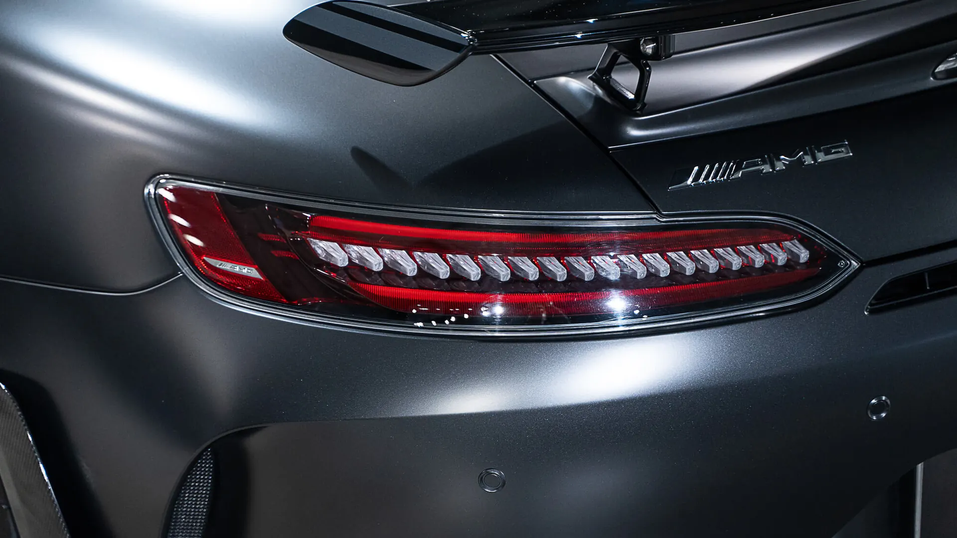 Mercedes-amg GT — photo 16