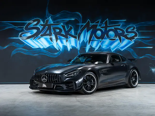 Mercedes-amg GT