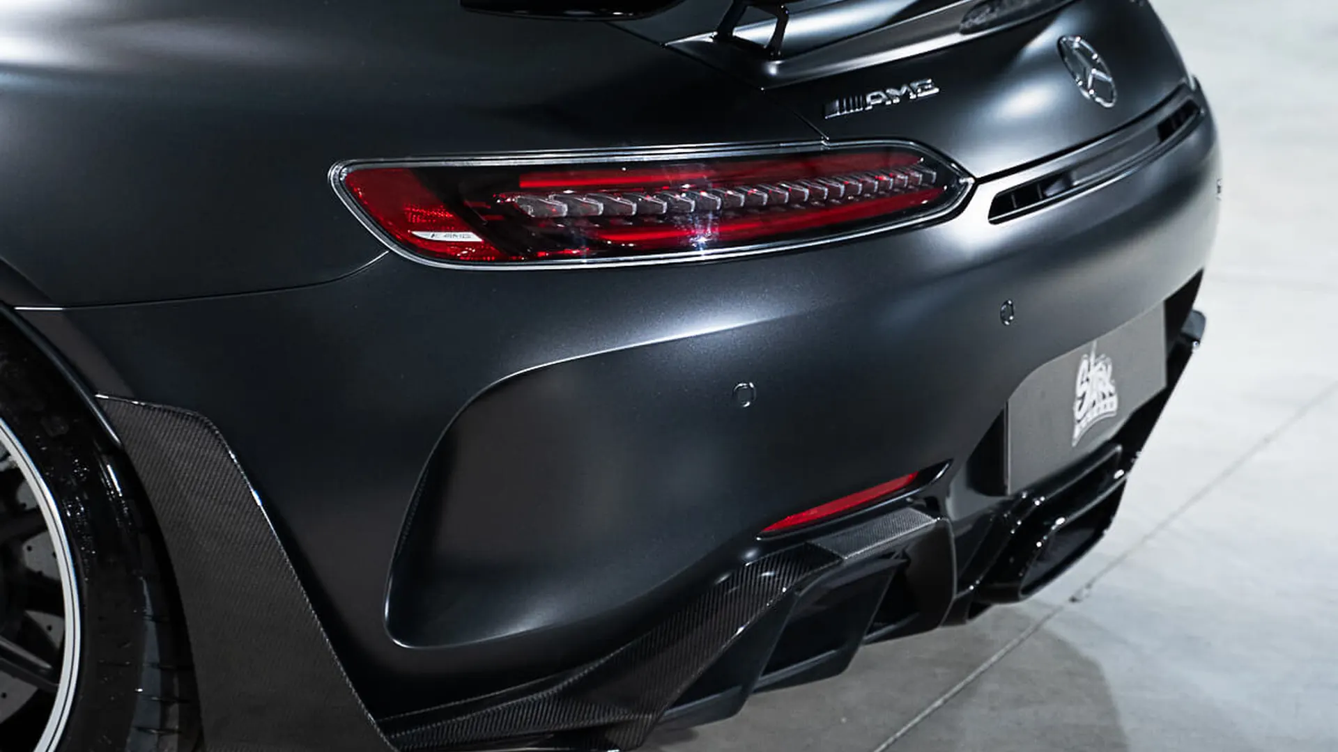 Mercedes-amg GT — photo 26