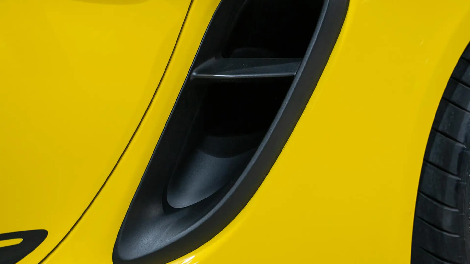 Porsche 718 — photo 42