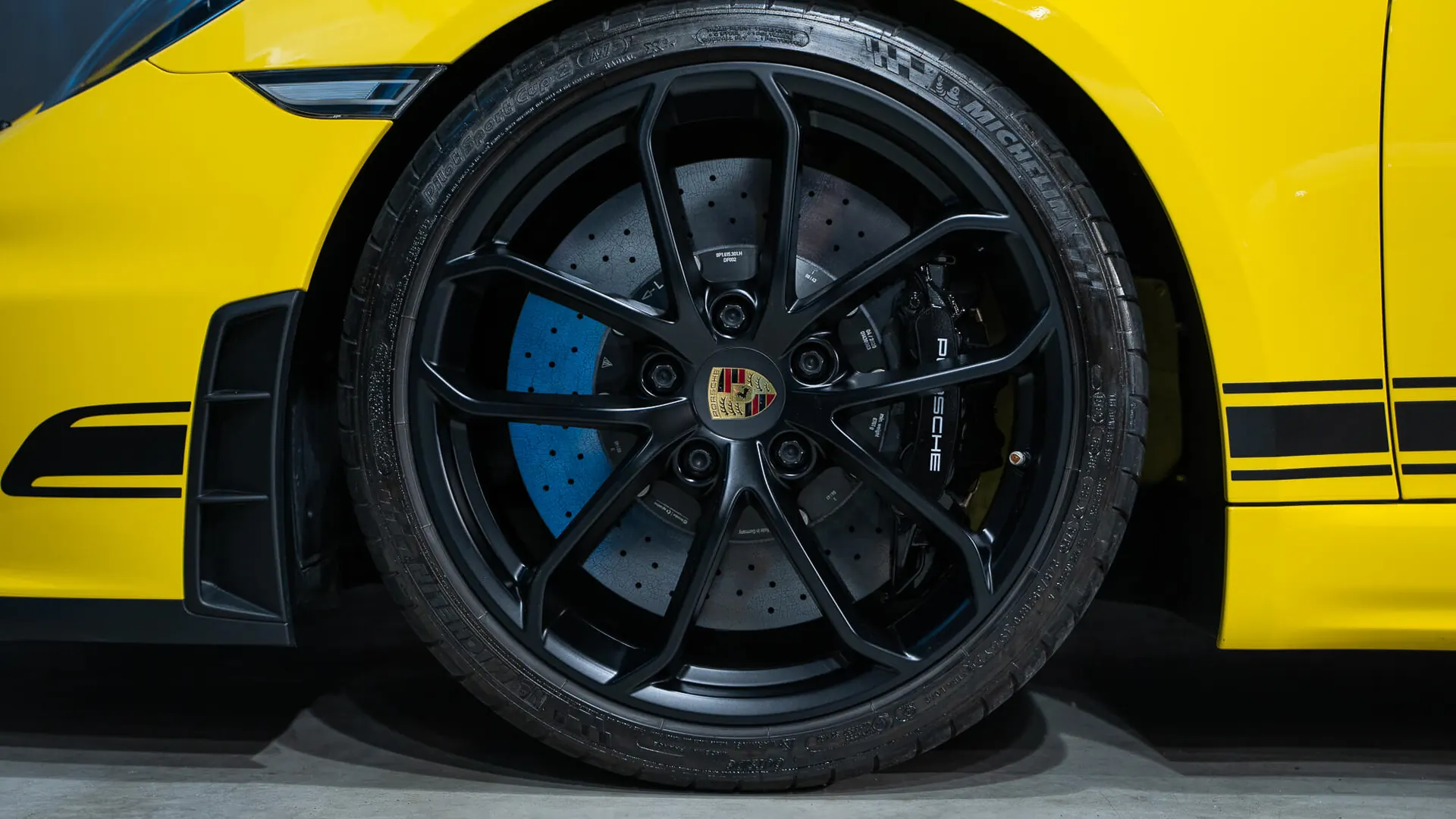 Porsche 718 — photo 8