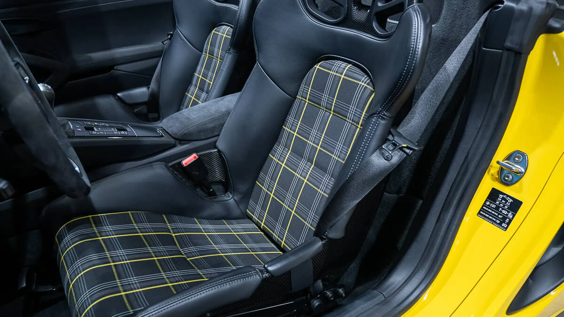 Porsche 718 — photo 45