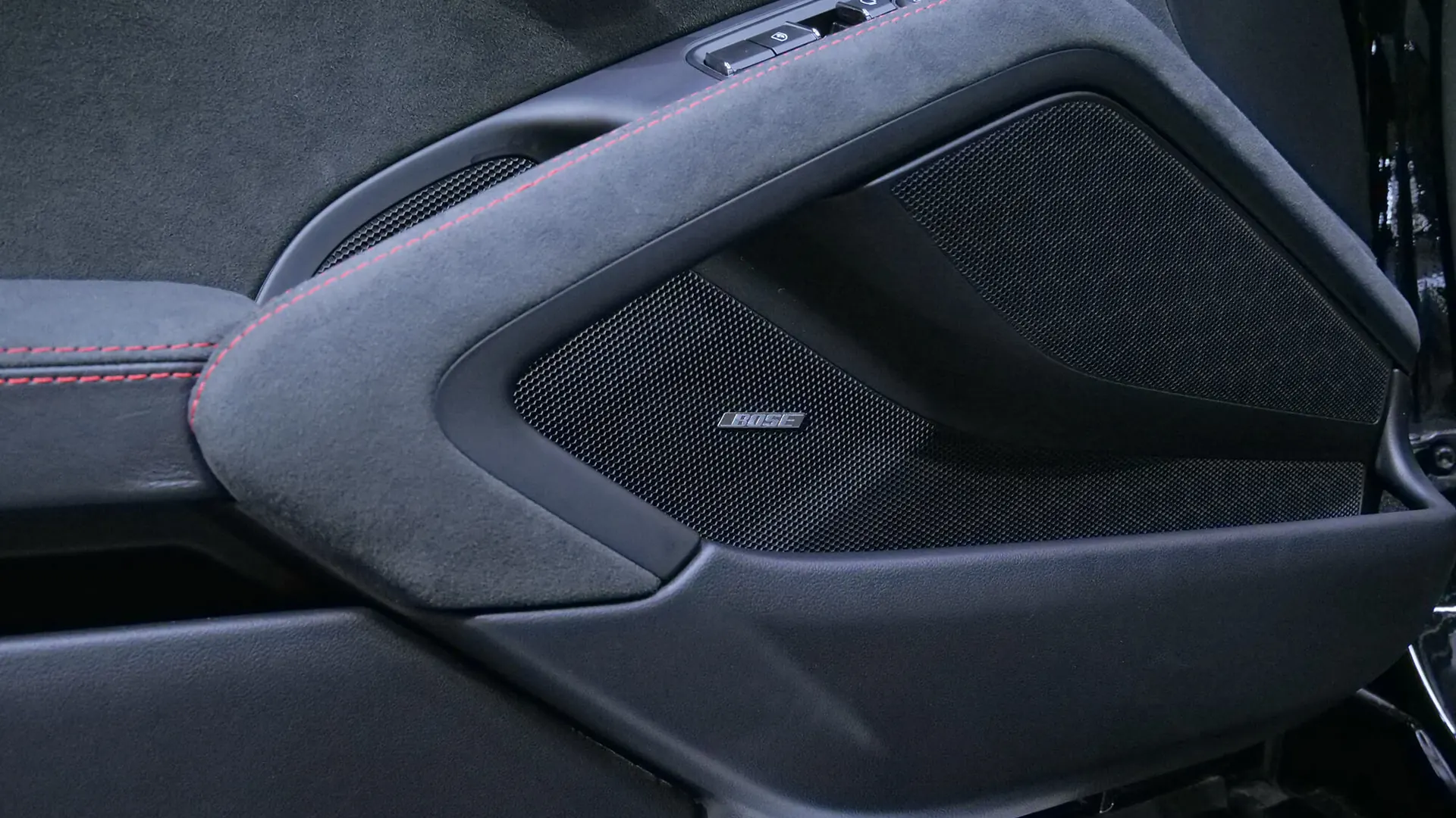 Porsche 718 — photo 24