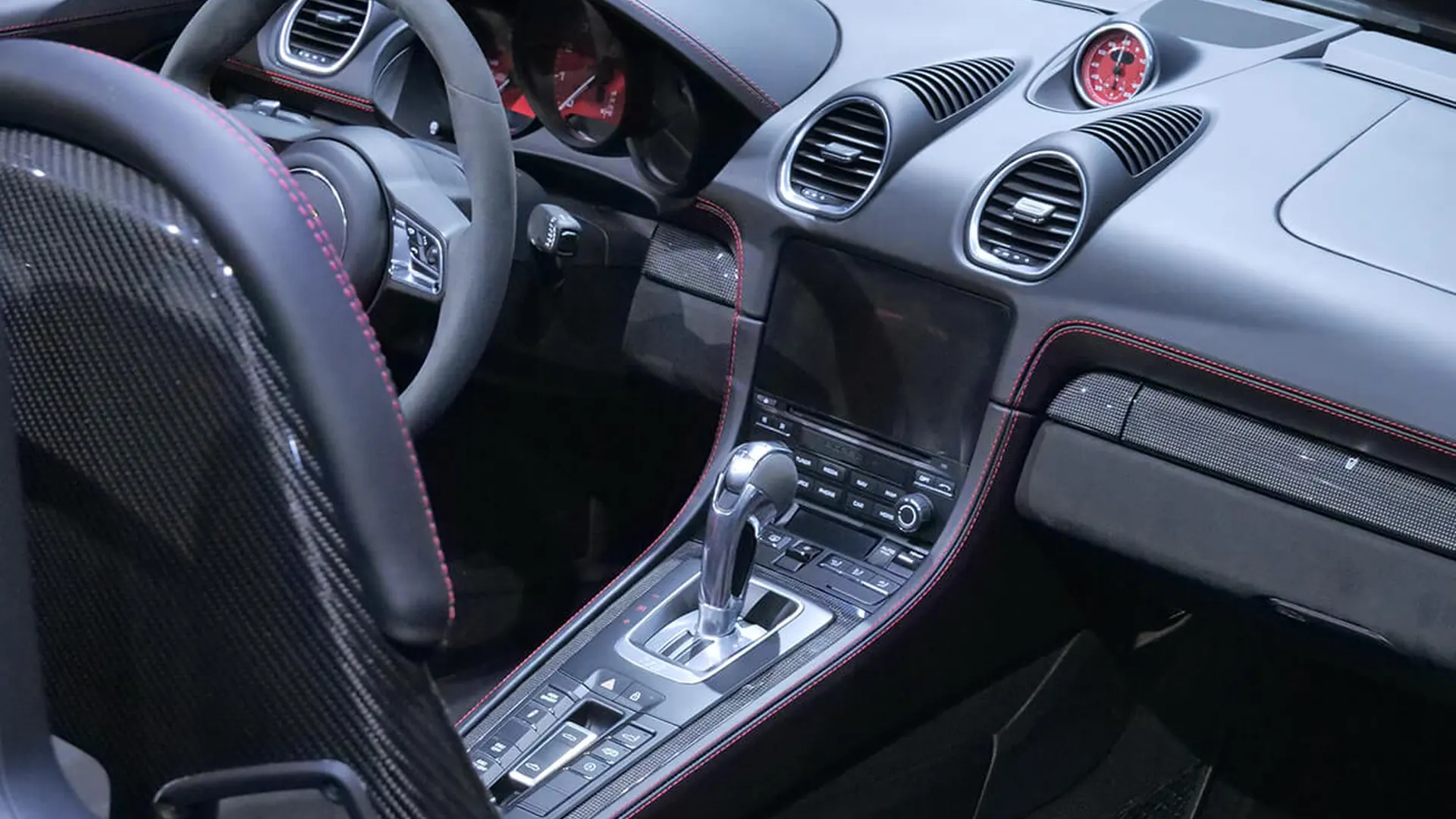 Porsche 718 — photo 36