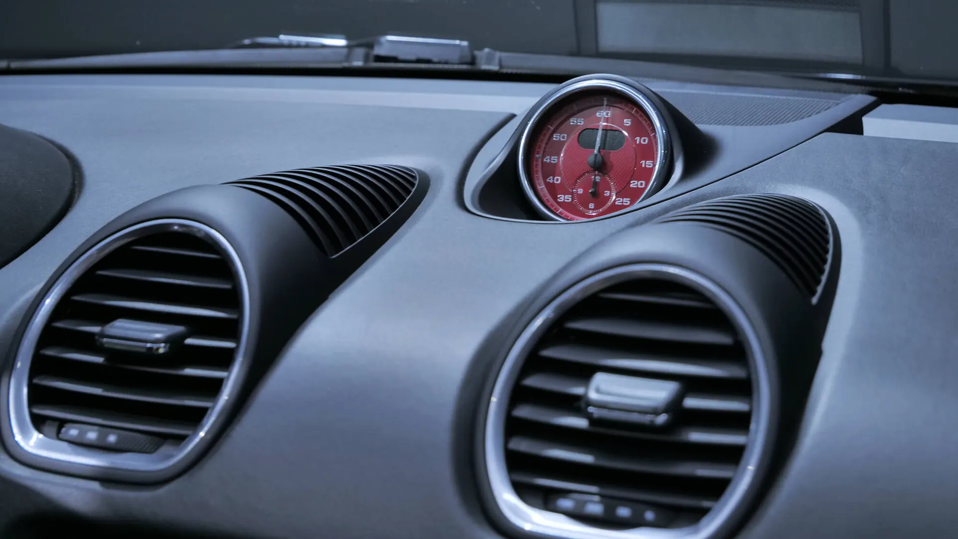 Porsche 718 — photo 35