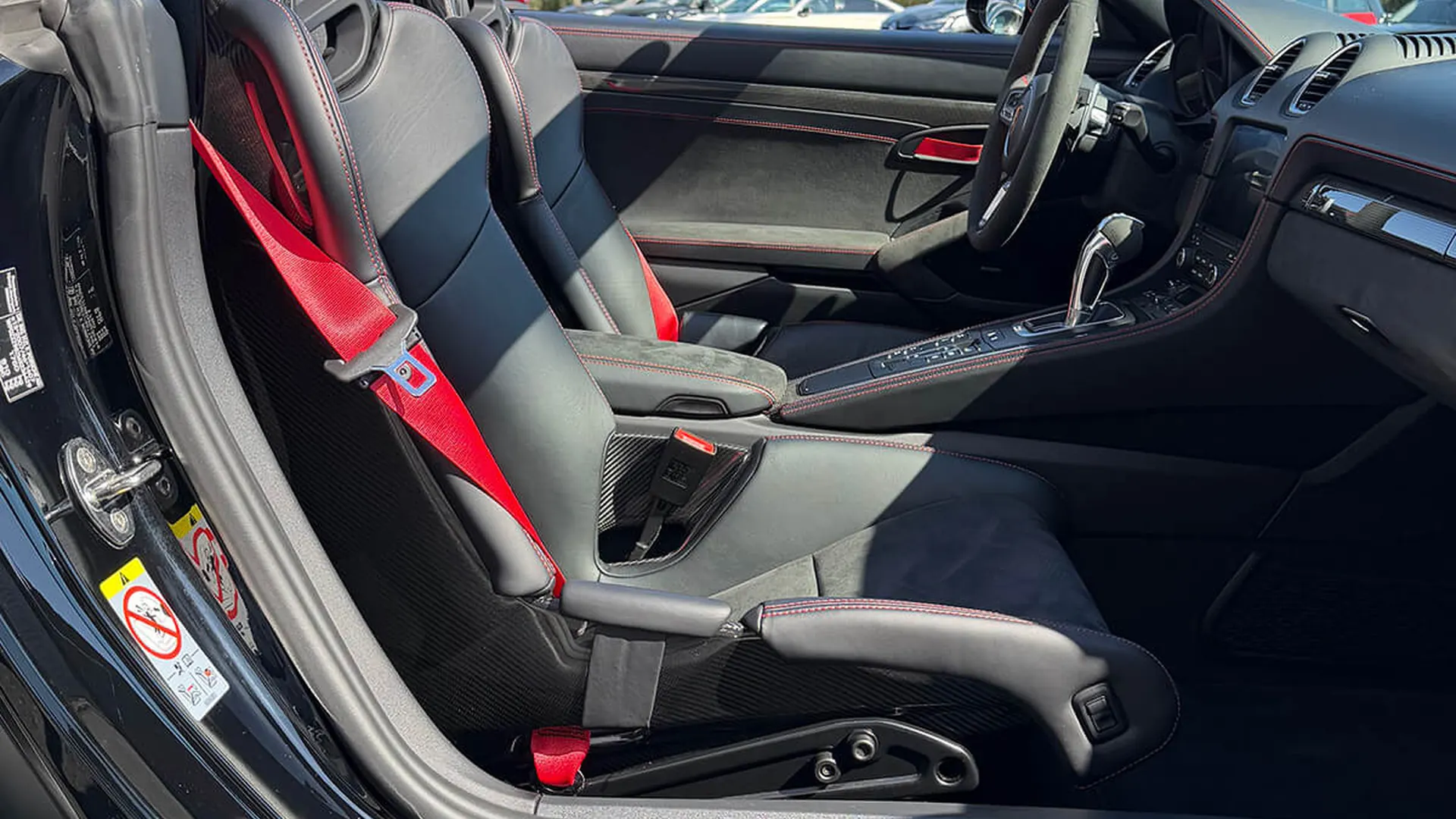 Porsche 718 — photo 18