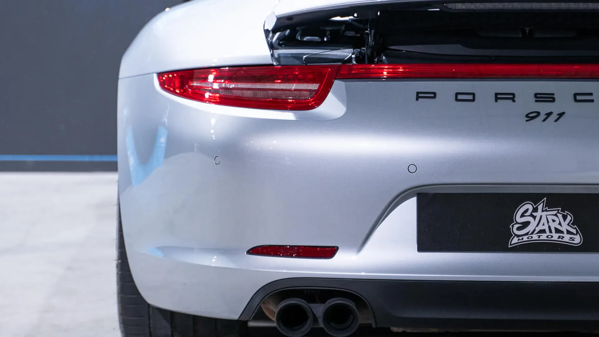 Porsche 911 — photo 19