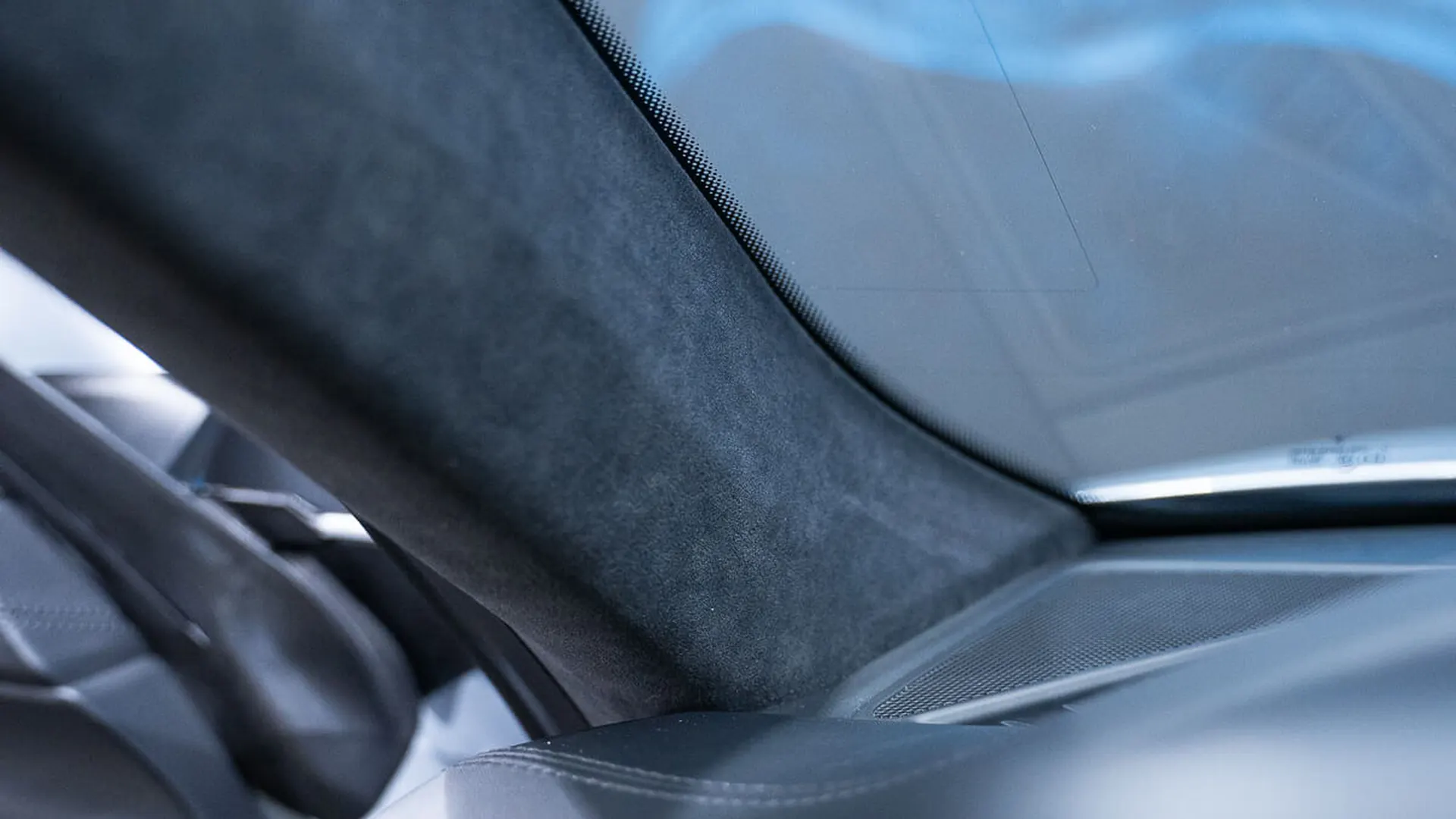 Porsche 911 — photo 15