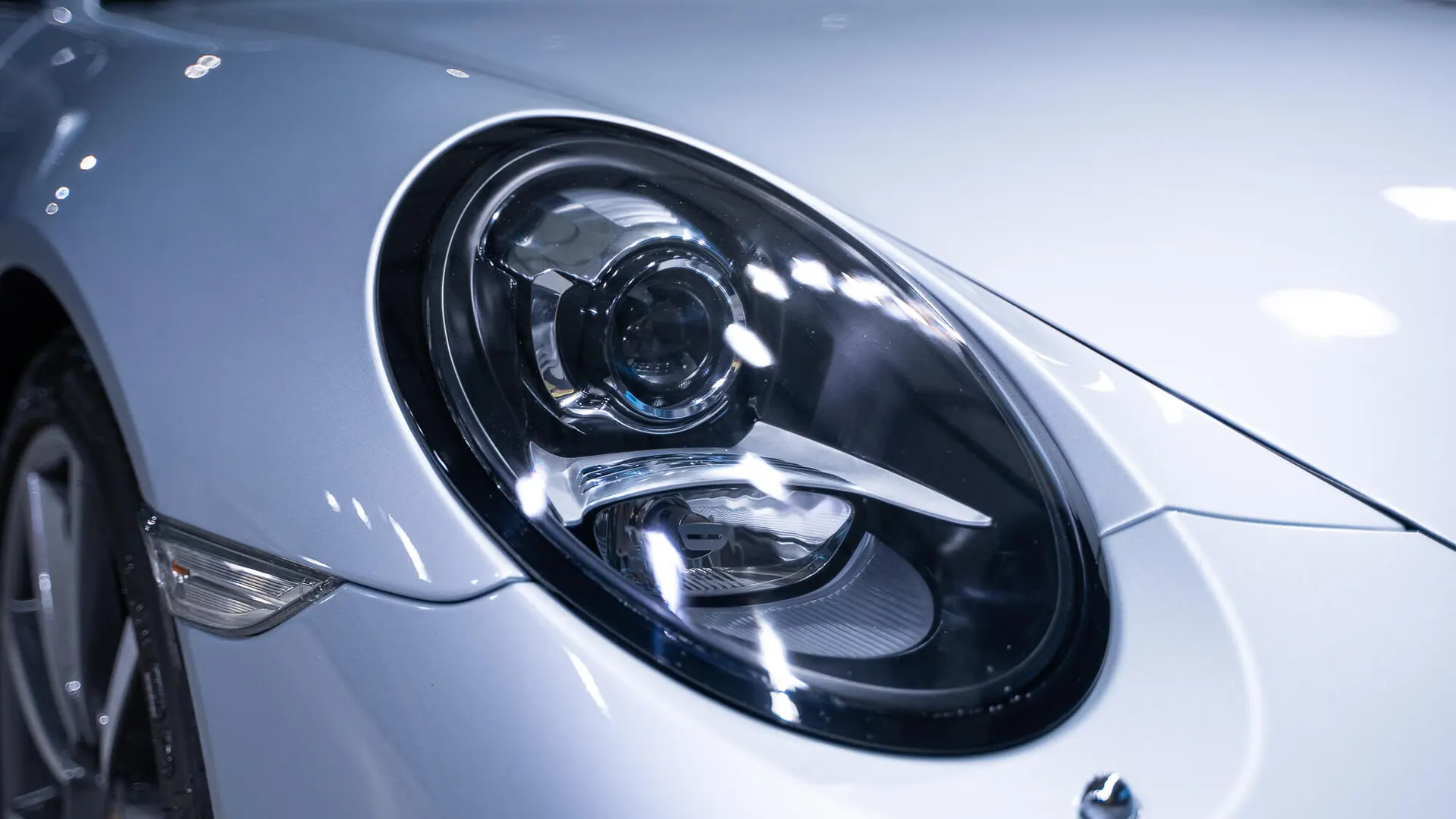 Porsche 911 — photo 12
