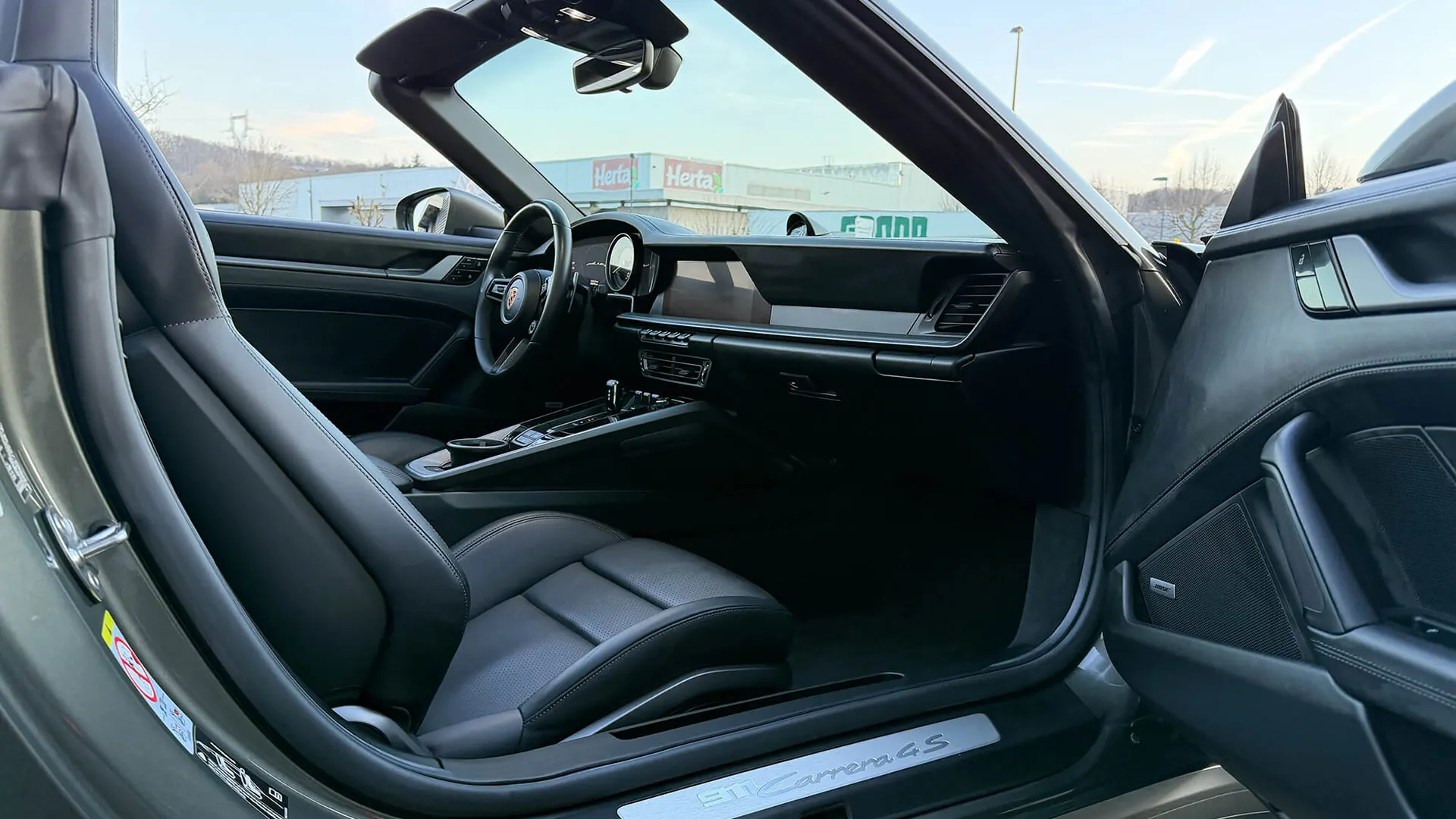 Porsche 911 — photo 14