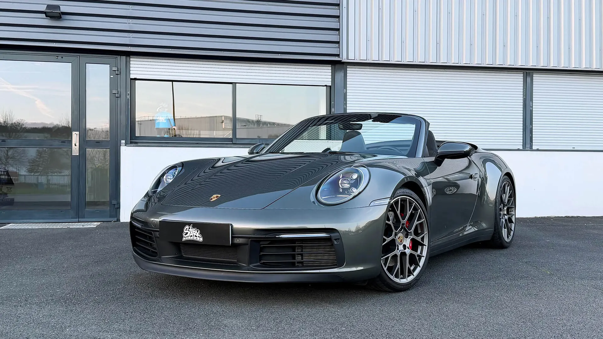 Porsche 911 — photo 2