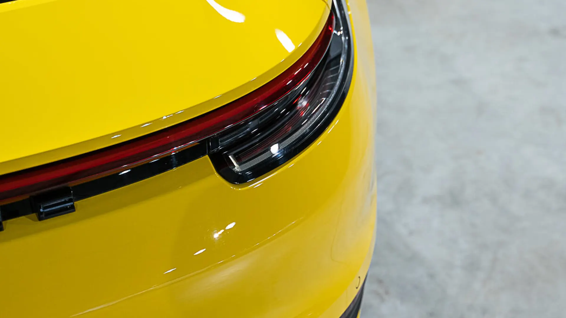 Porsche 911 — photo 34