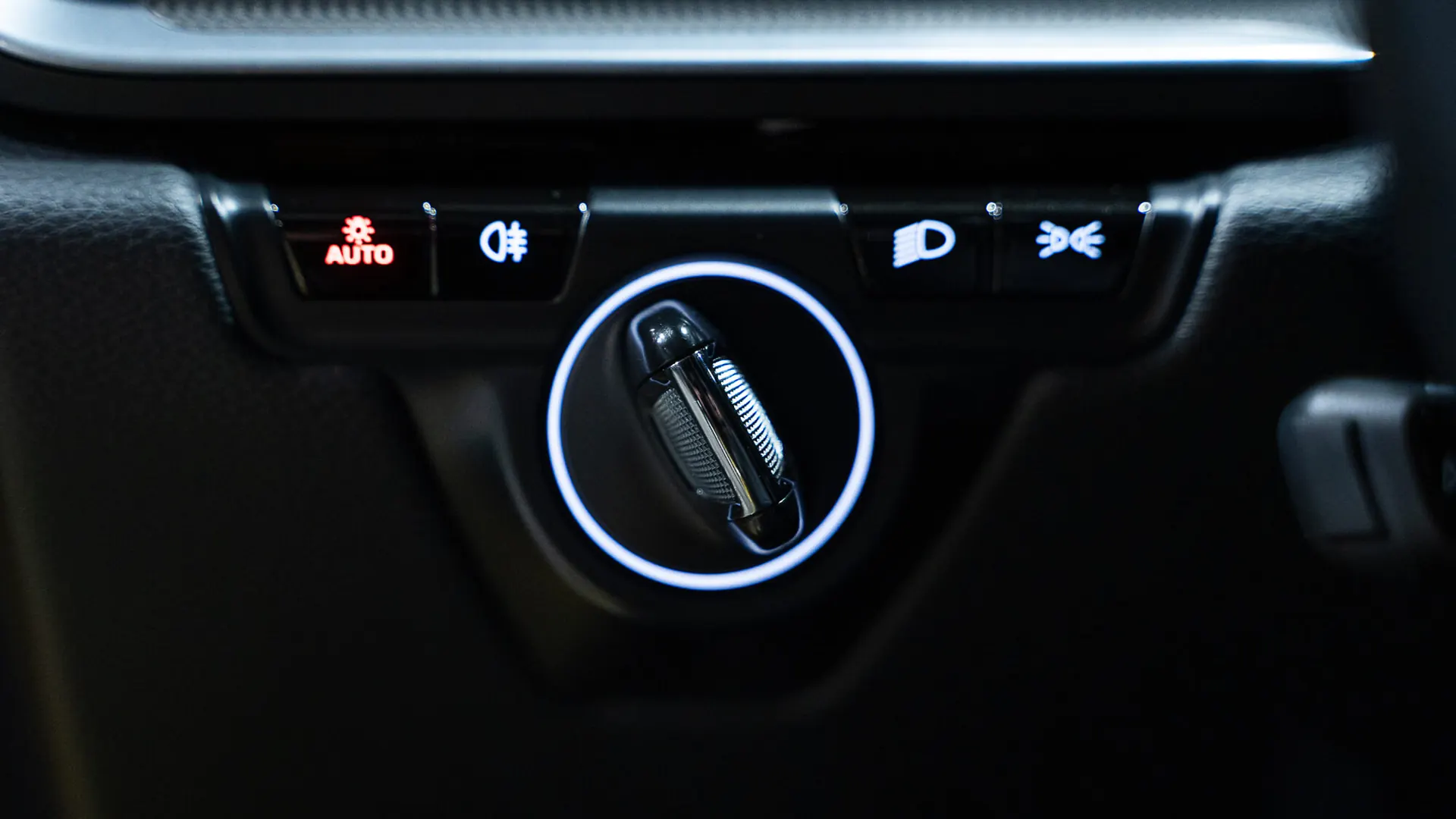 Porsche 911 — photo 13