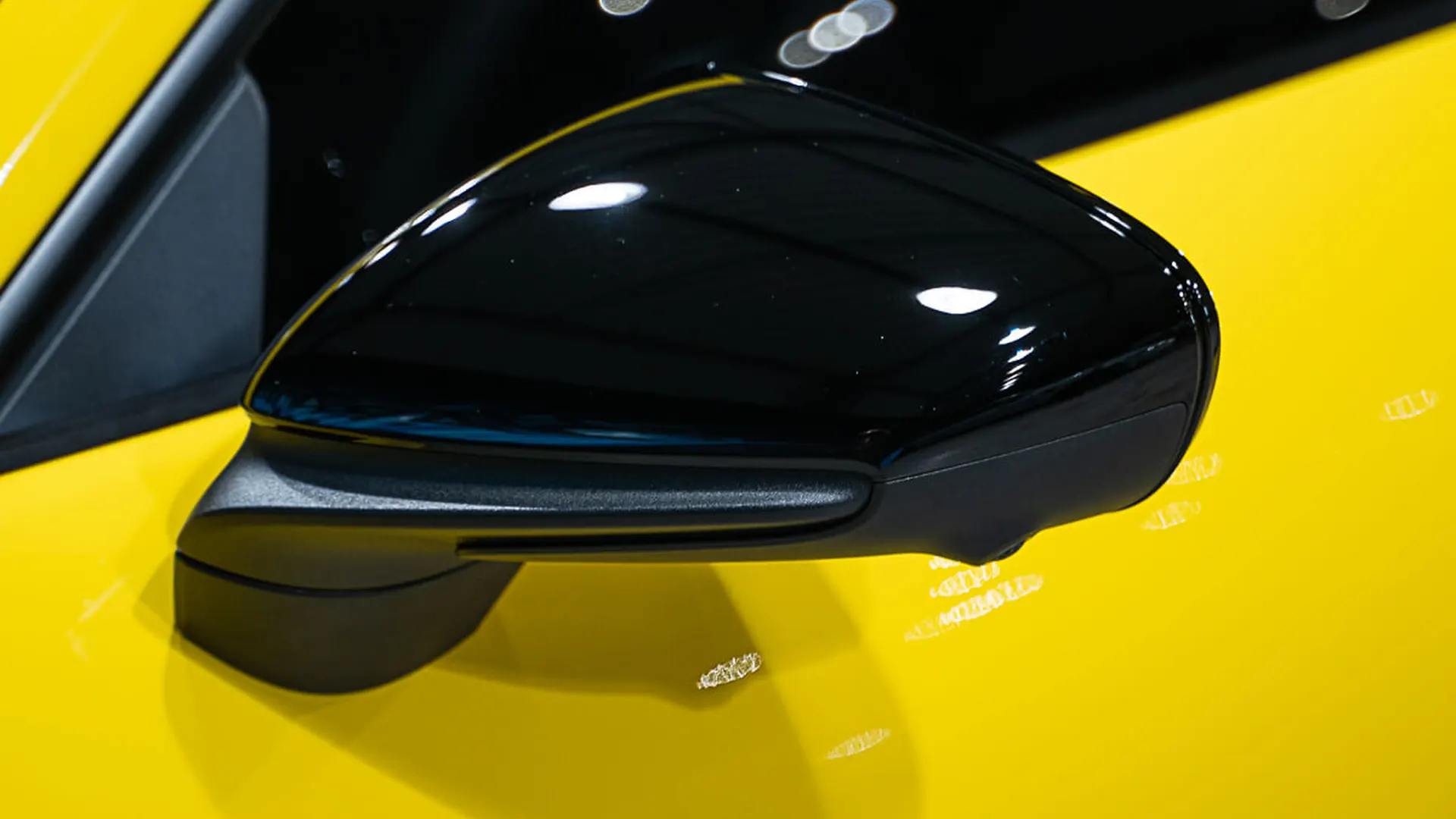 Porsche 911 — photo 32