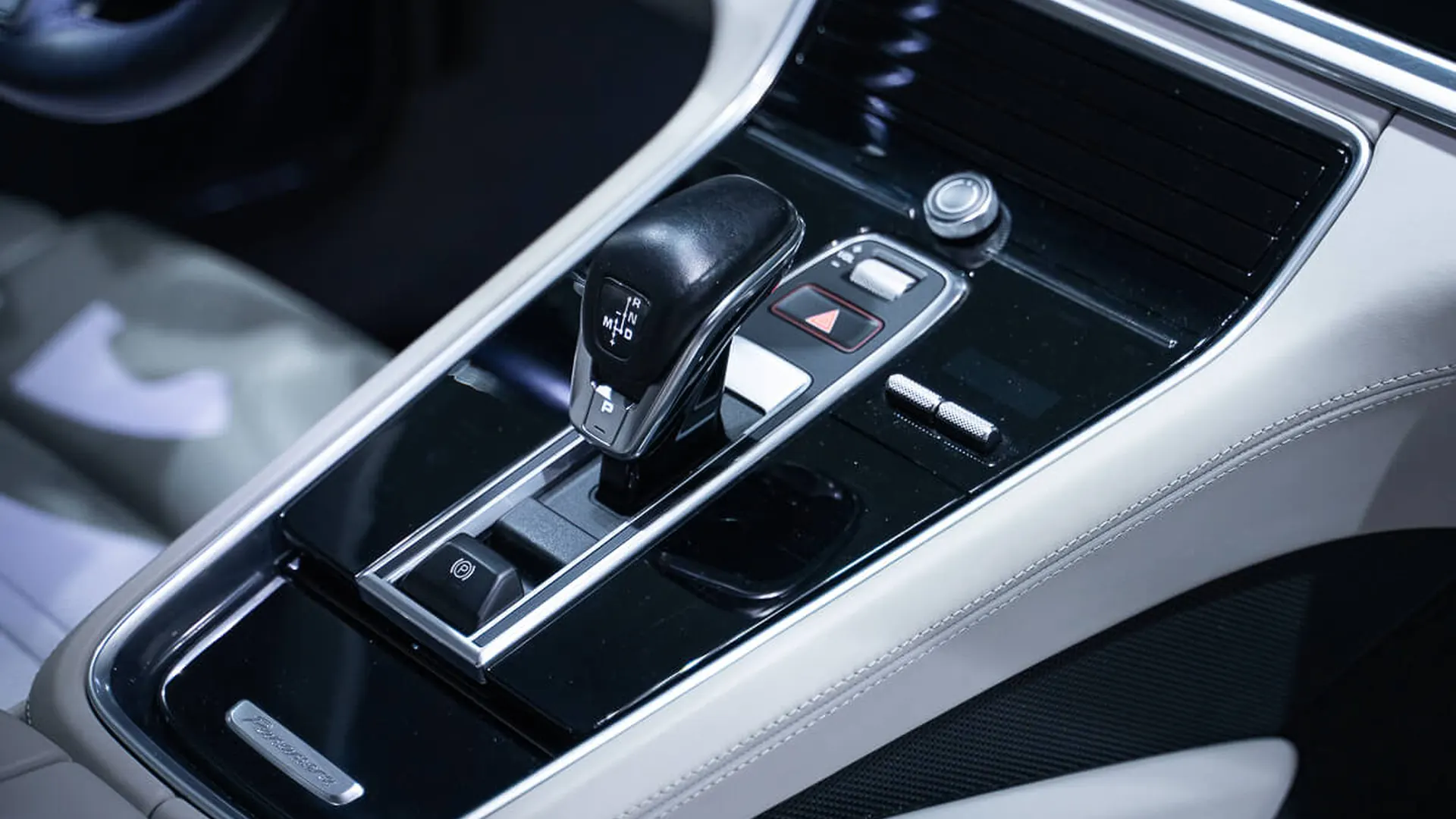 Porsche PANAMERA — photo 47