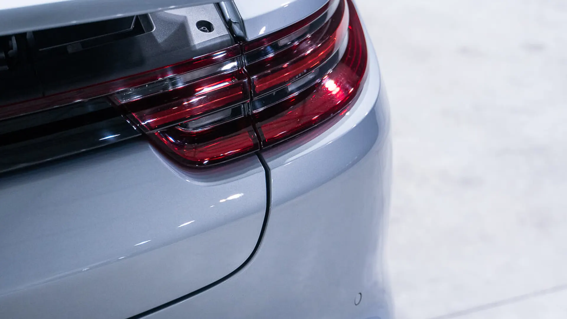Porsche PANAMERA — photo 44