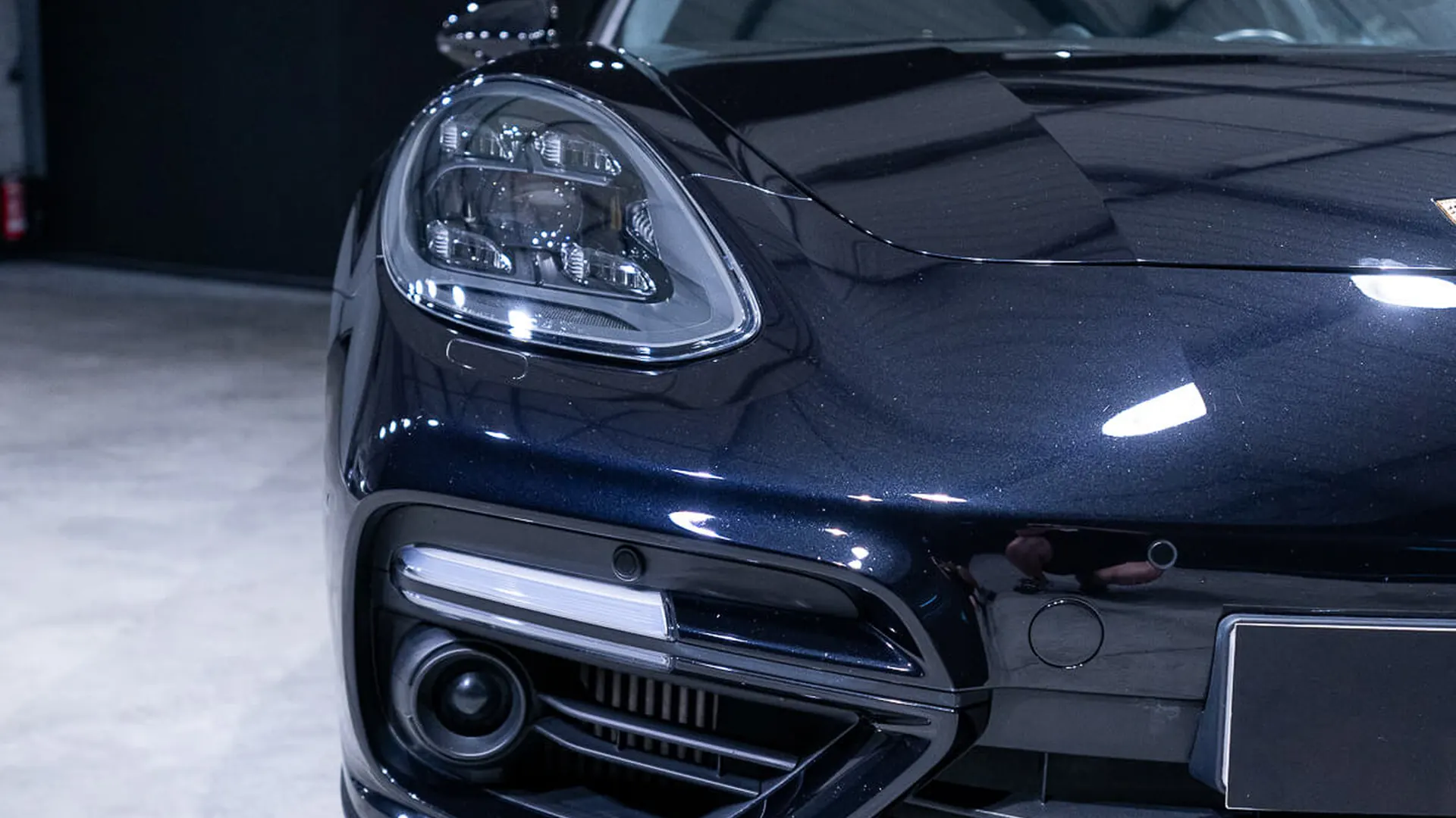 Porsche PANAMERA — photo 48